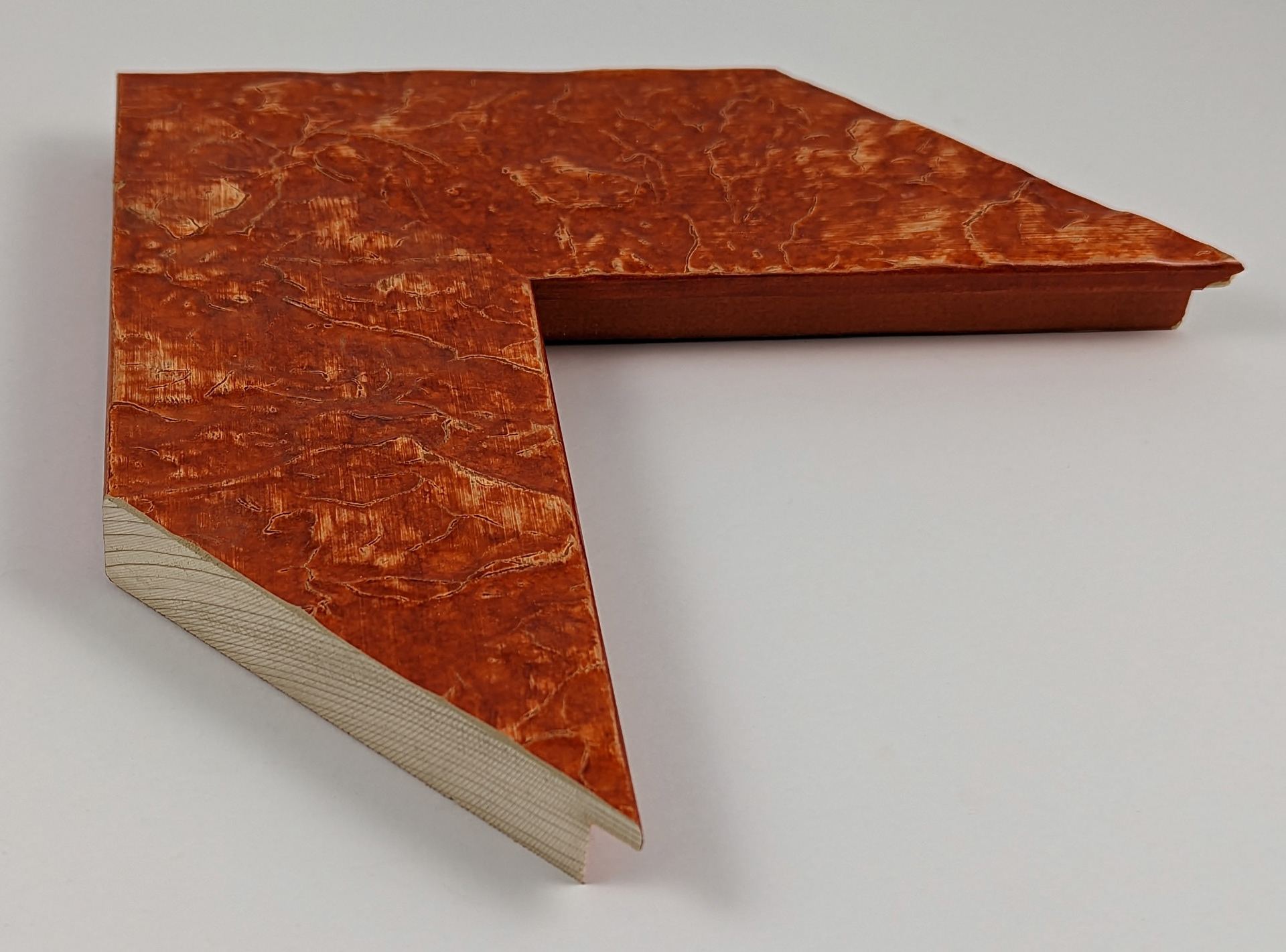 2081 - 85x20 - πορτοκαλί λάκα γυαλιστερή ανάγλυφη, ξύλο πεύκο