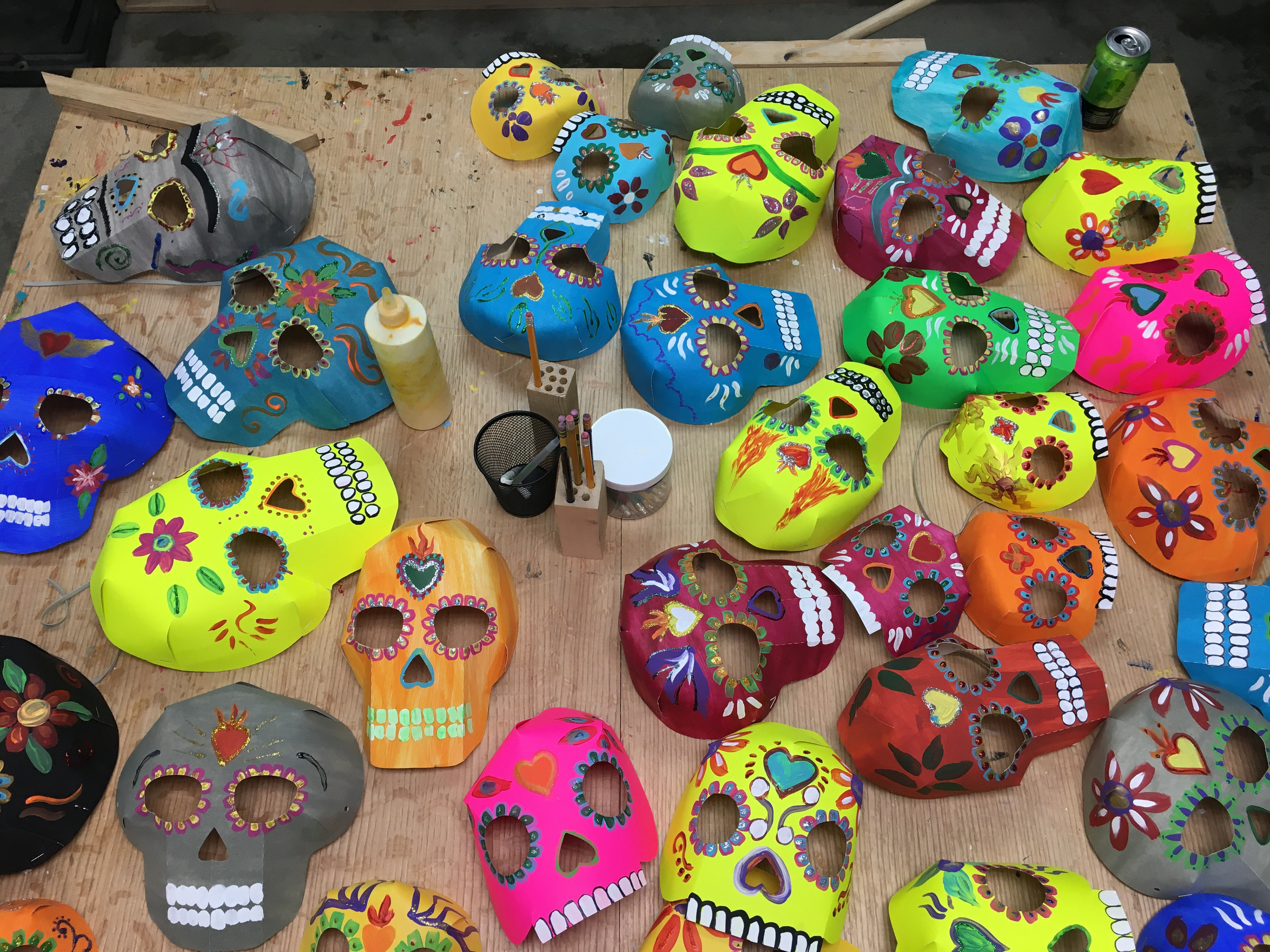 Día de los Muertos folded paper skulls