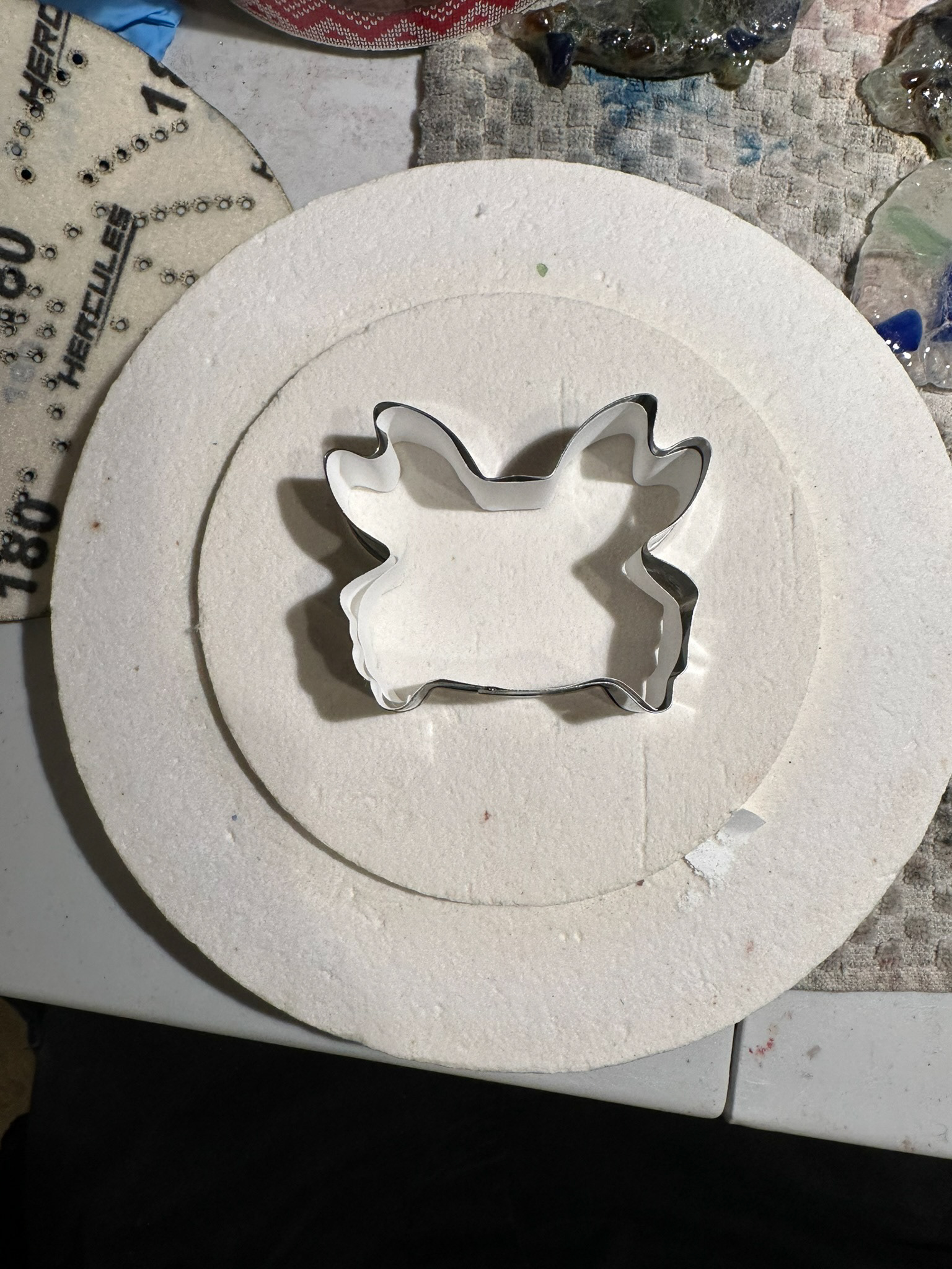Lining the Mold with Glue and Kiln Fire Paper