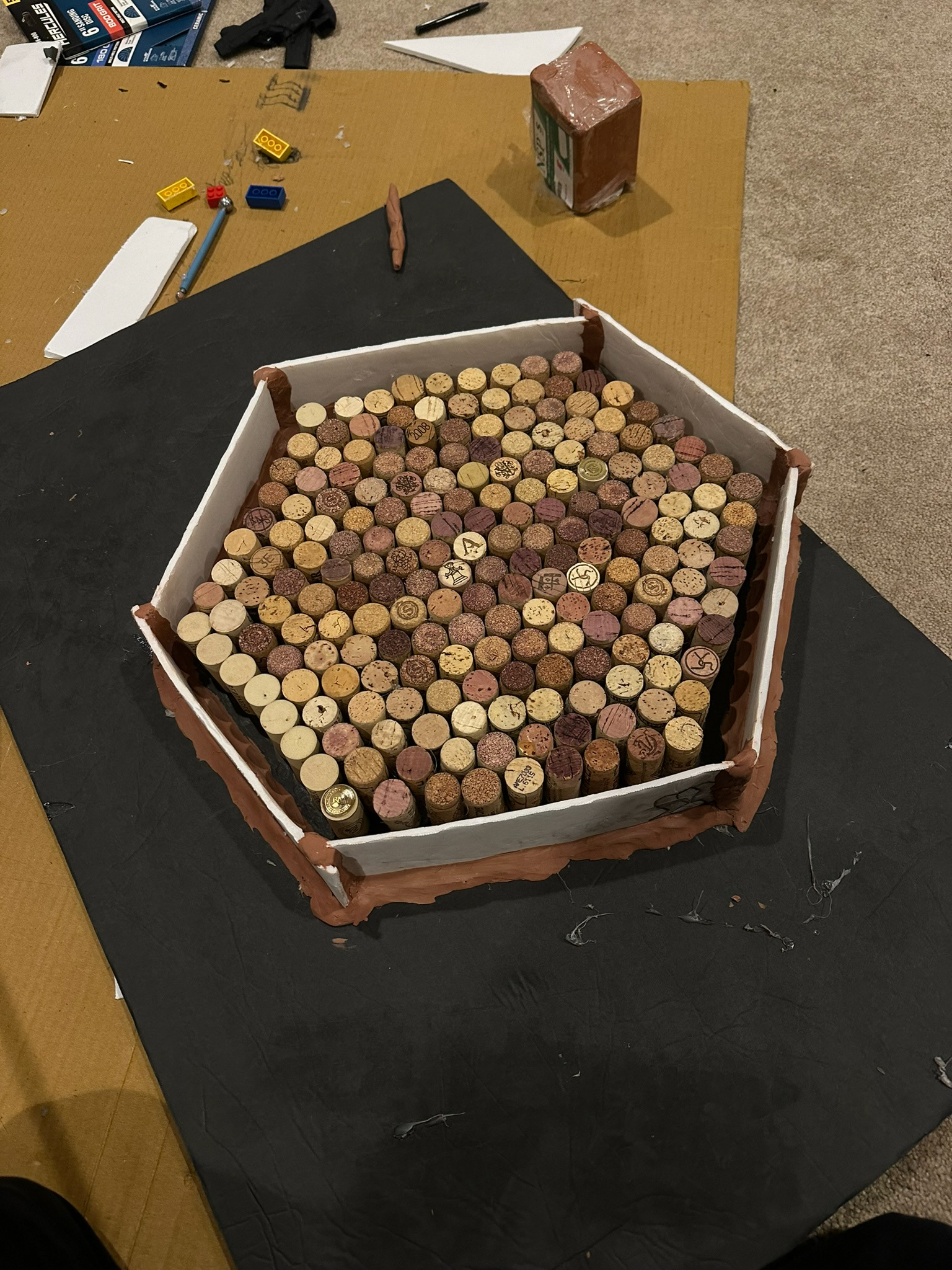 Surround the Edge with Clay to Prevent Leakage