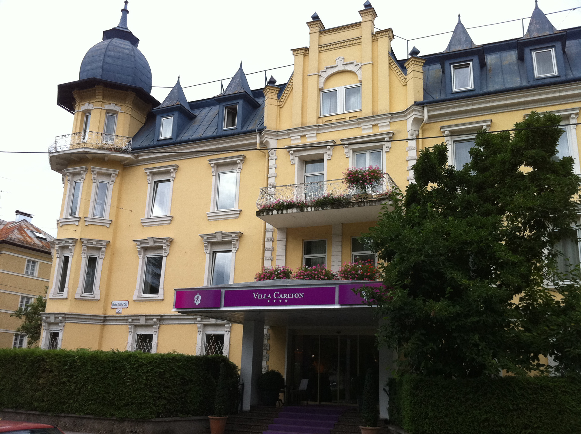 Sanierung Hotel Vill Carlton