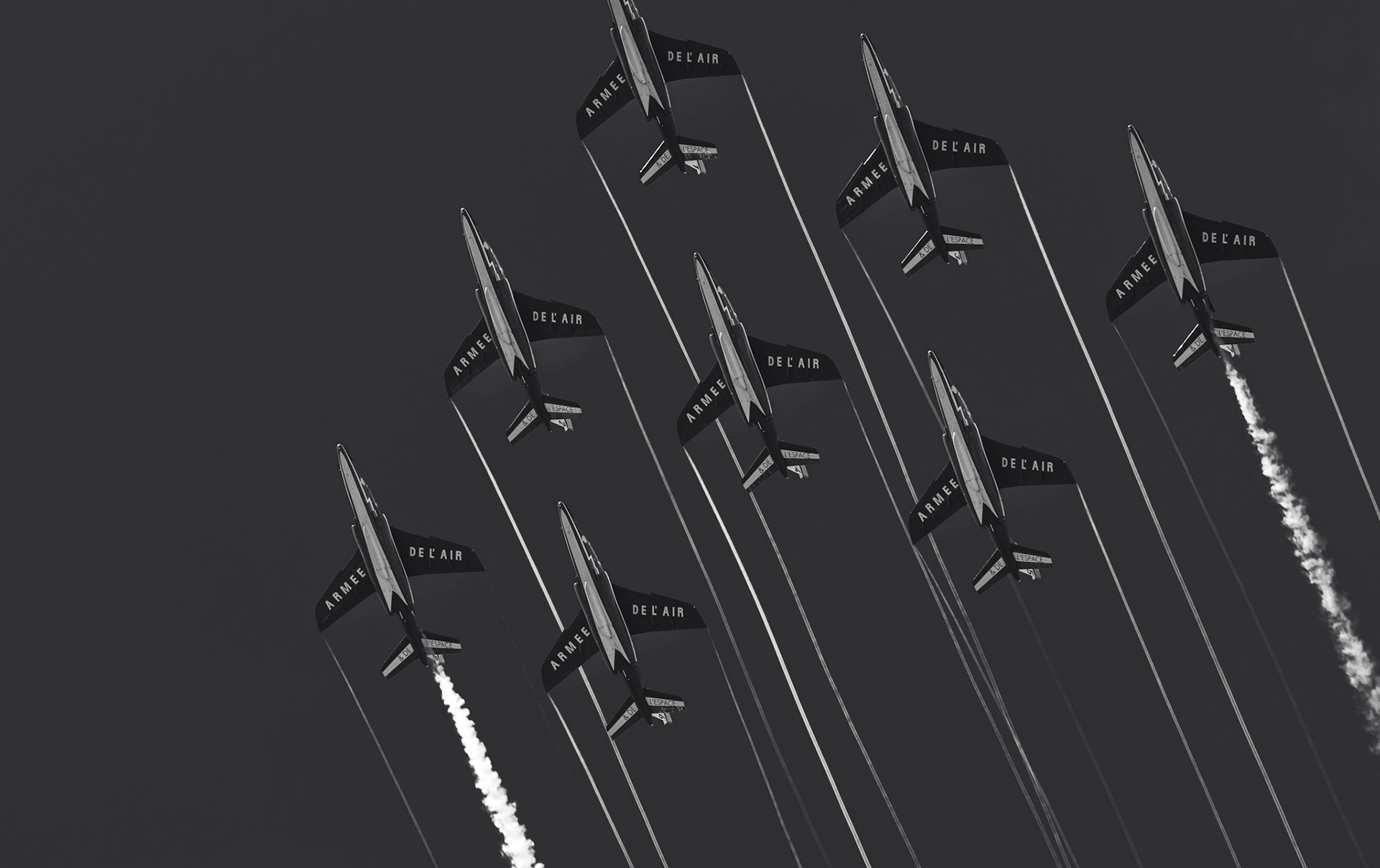 No usage whatsoever without prior permission from Livingroom Jersey