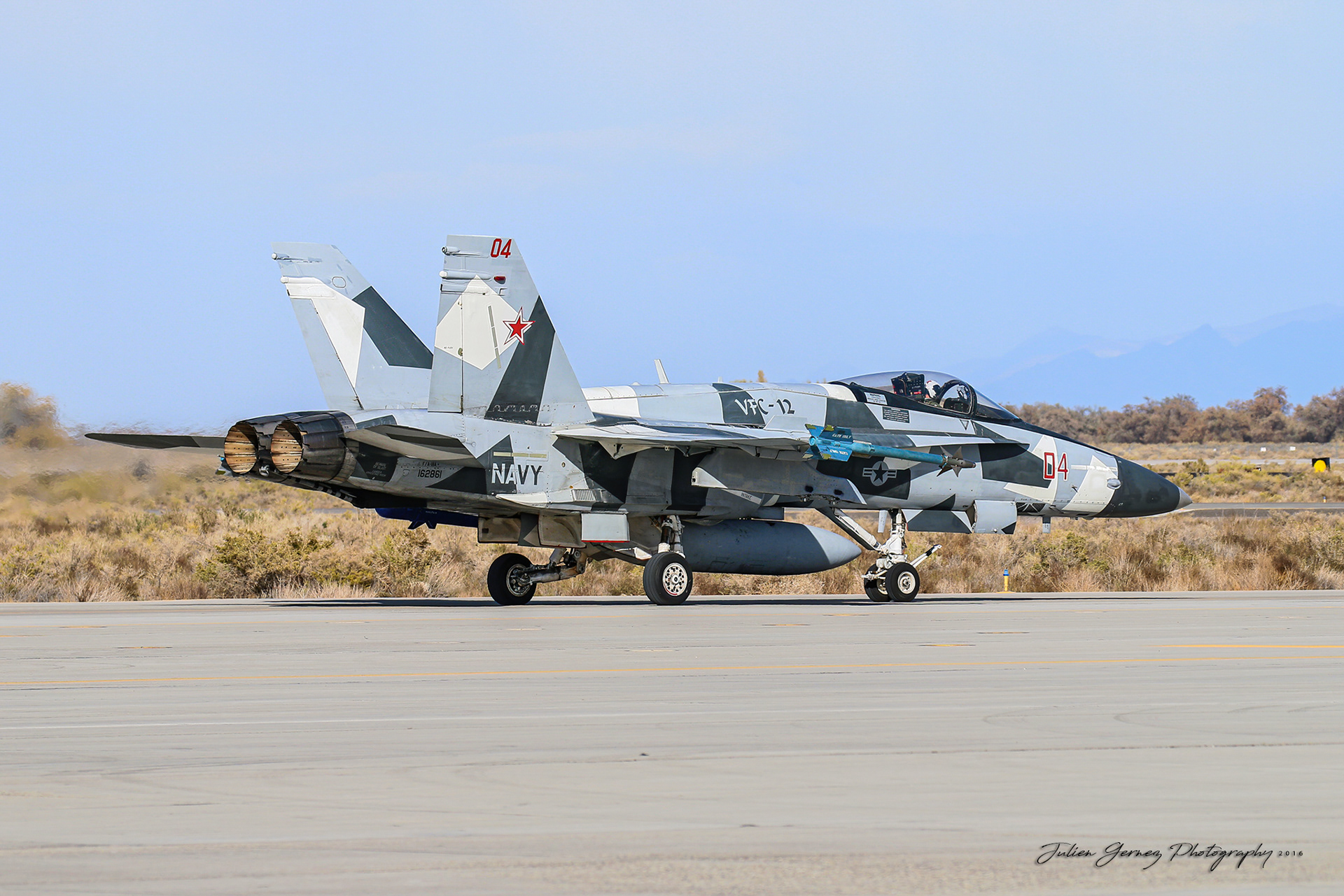 Mc Donnell Douglas F/A-18A+ Hornet - US Navy - VFC-12 "Fighting Omars"