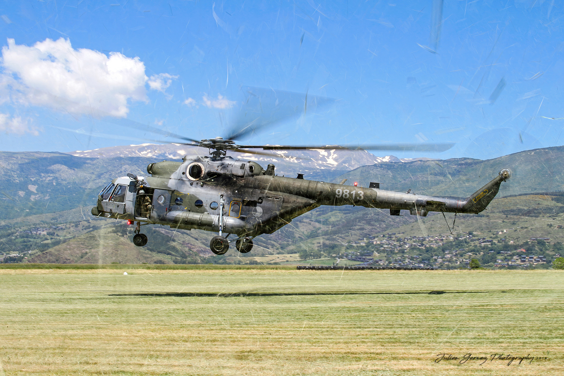 Mil Mi-171sh Hip - Czech Air Force - 22.zl