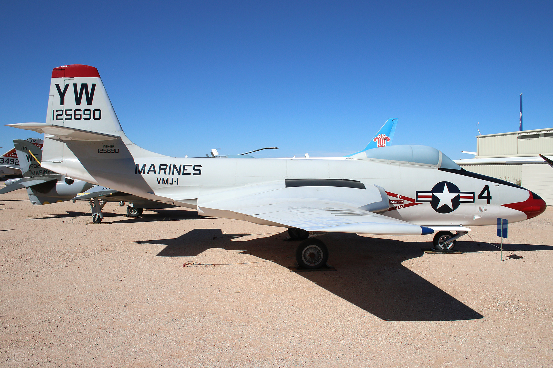Mc Donnell F2H-2P Banshee