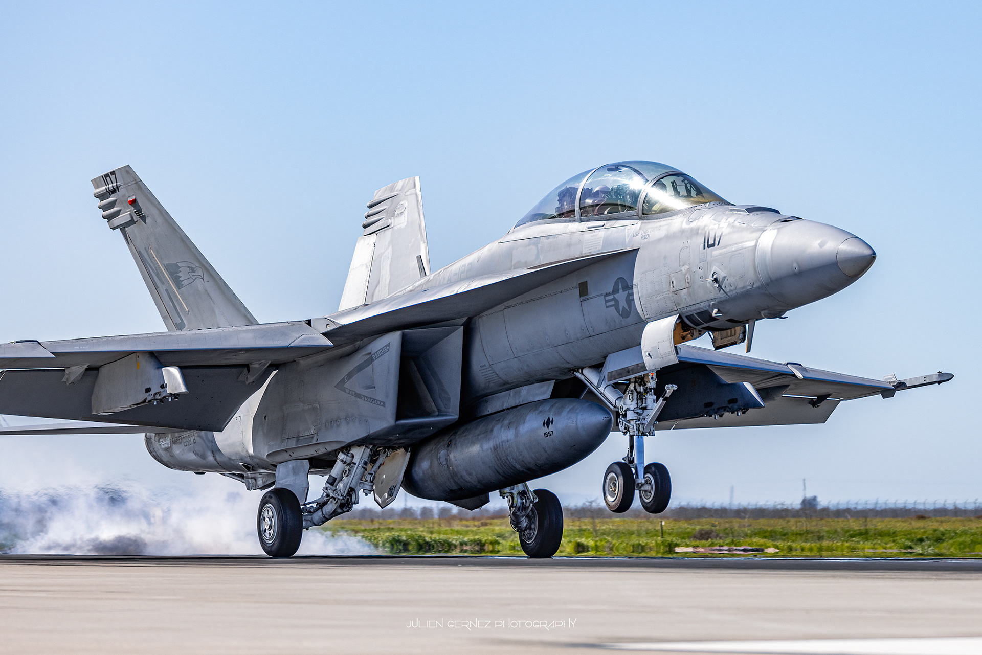 Boeing F/A-18F Super Hornet - US Navy - VFA-122 "Golden Eagles"
