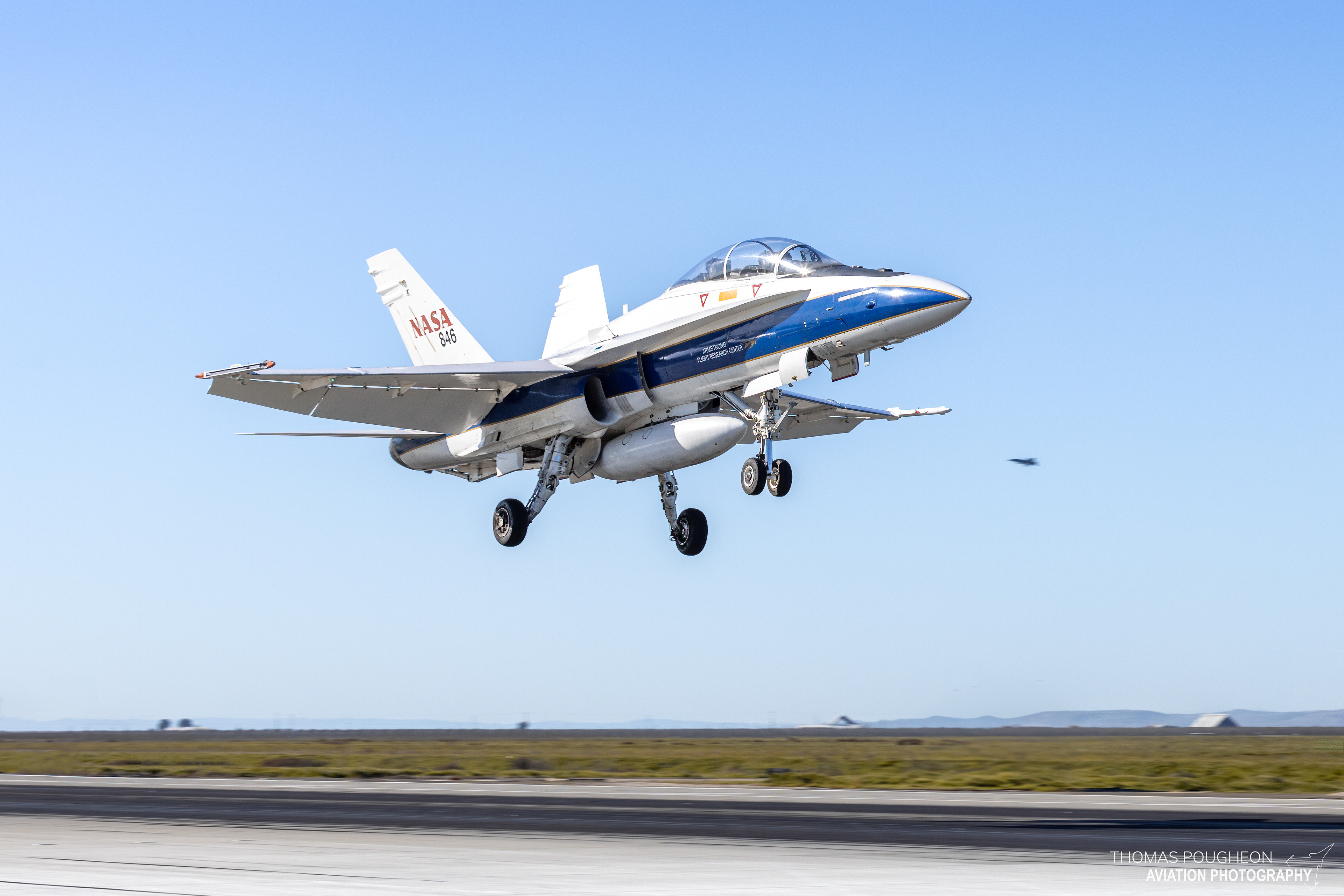 Mc Donnell Douglas F/A-18B Hornet - NASA / Armstrong Flight Research Center