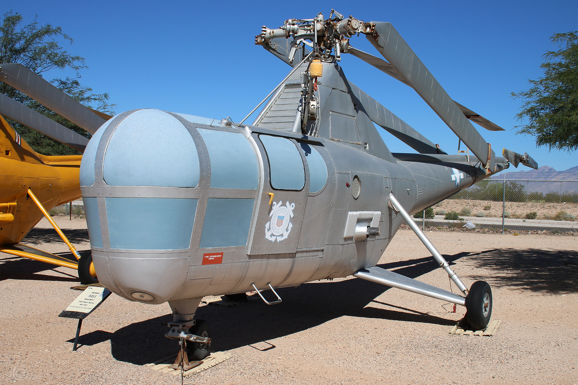 Sikorsky HO3S-1 Dragonfly
