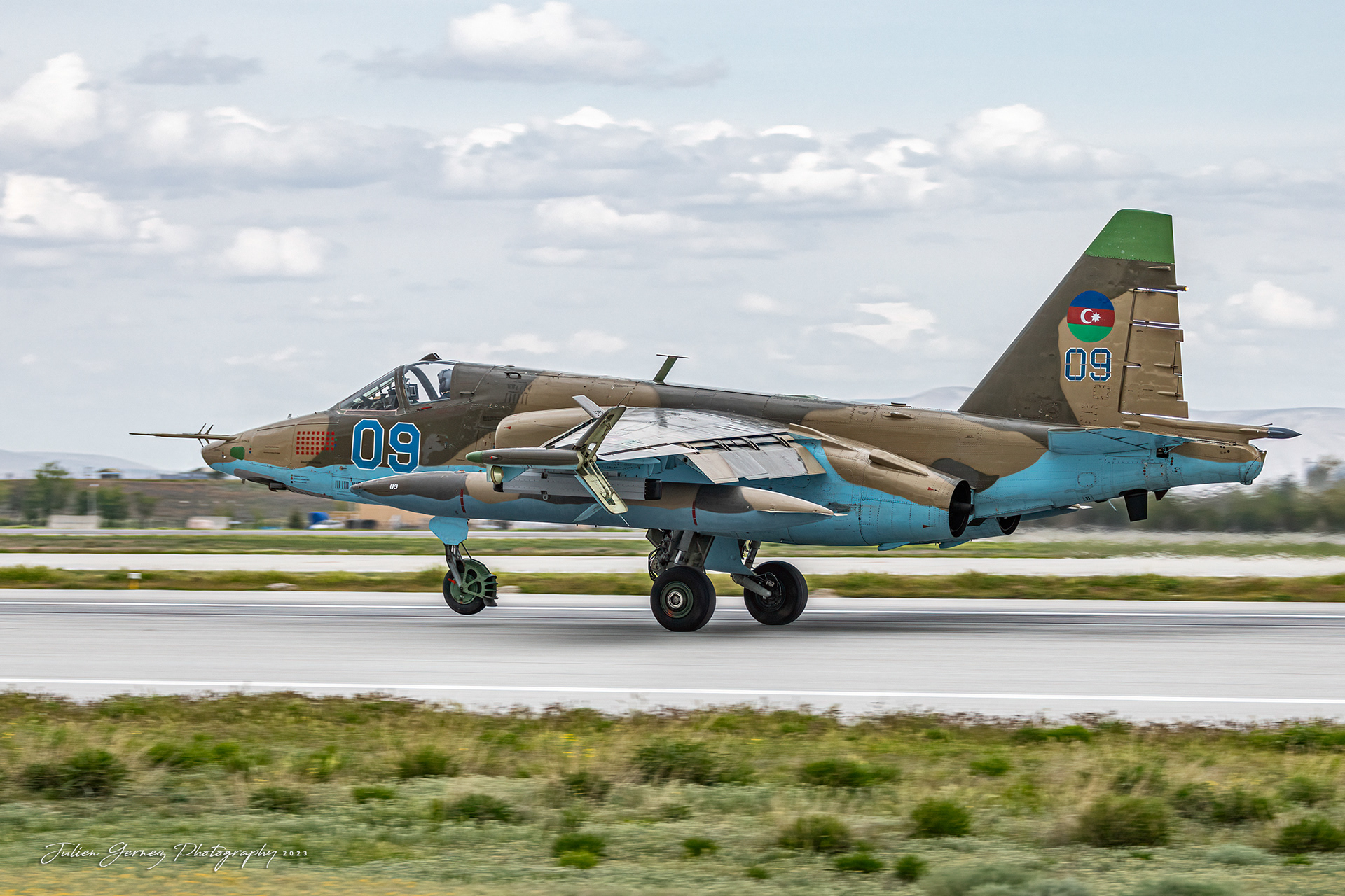 Sukhoi Su-25 Frogfoot - Azerbaijan Air Force - SU-25 Eskadrilya