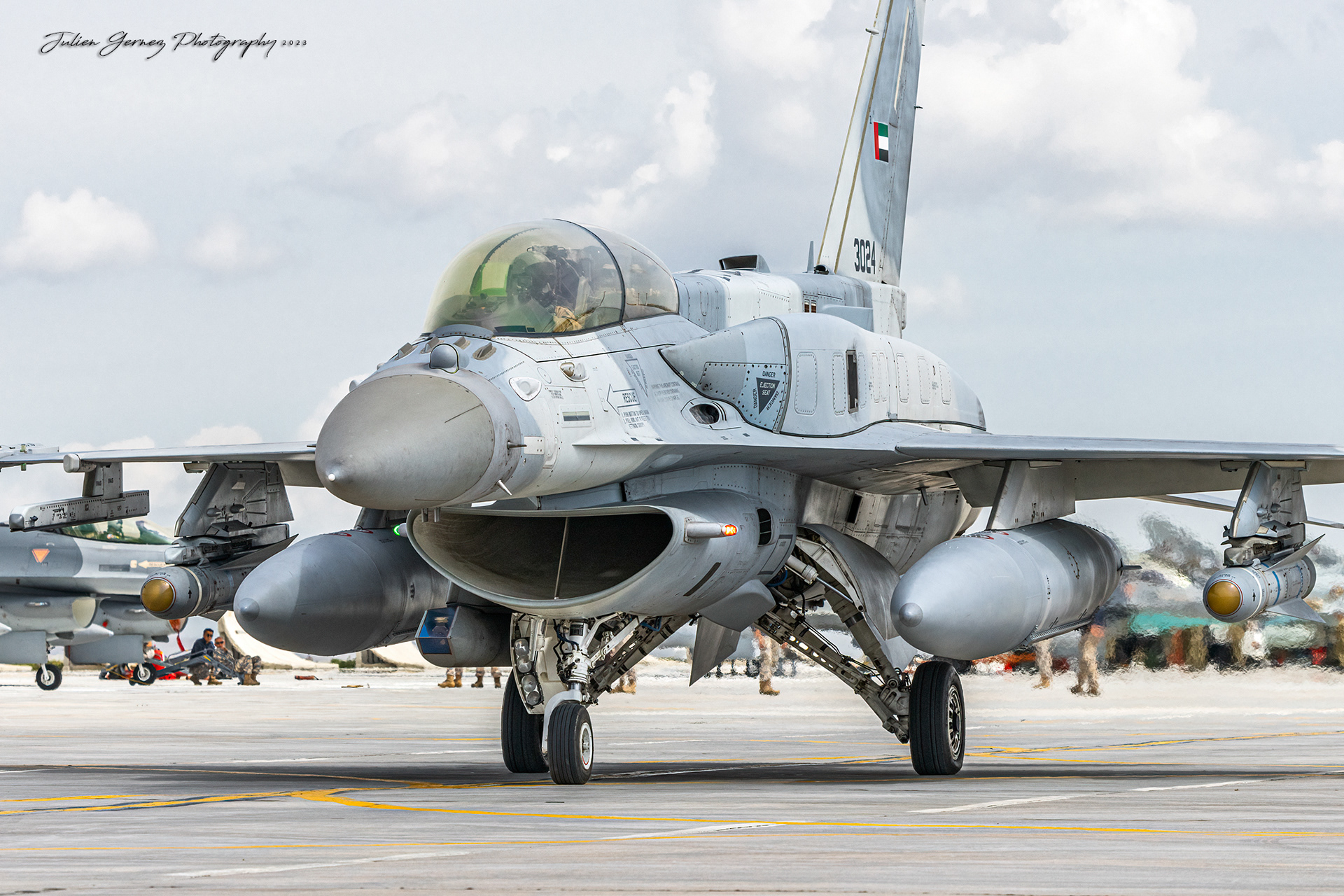 Lockheed Martin F-16F Desert Falcon - United Arab Emirates Air Force - Shaheen Squadron