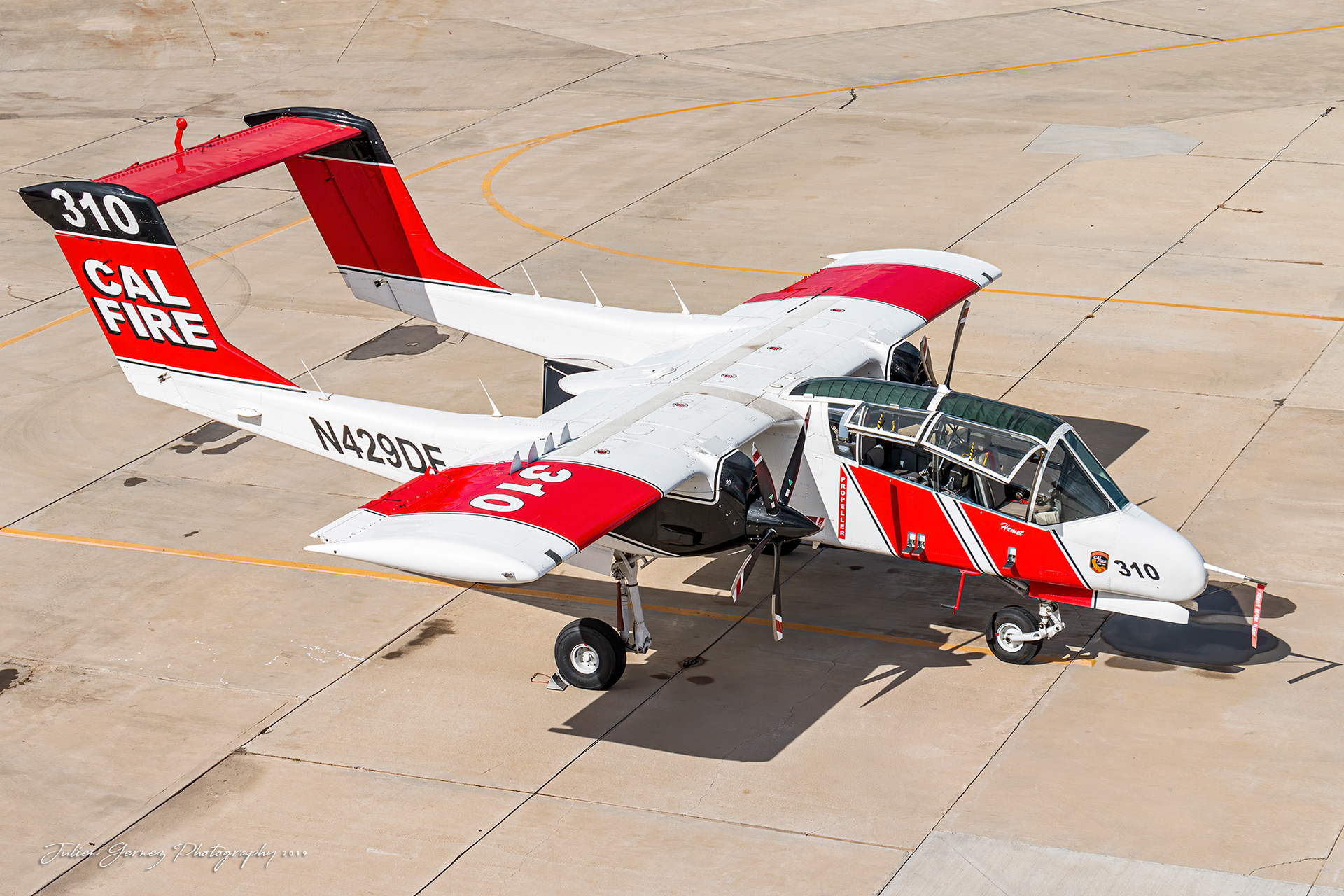 North American Rockwell OV-10A Bronco - Cal Fire
