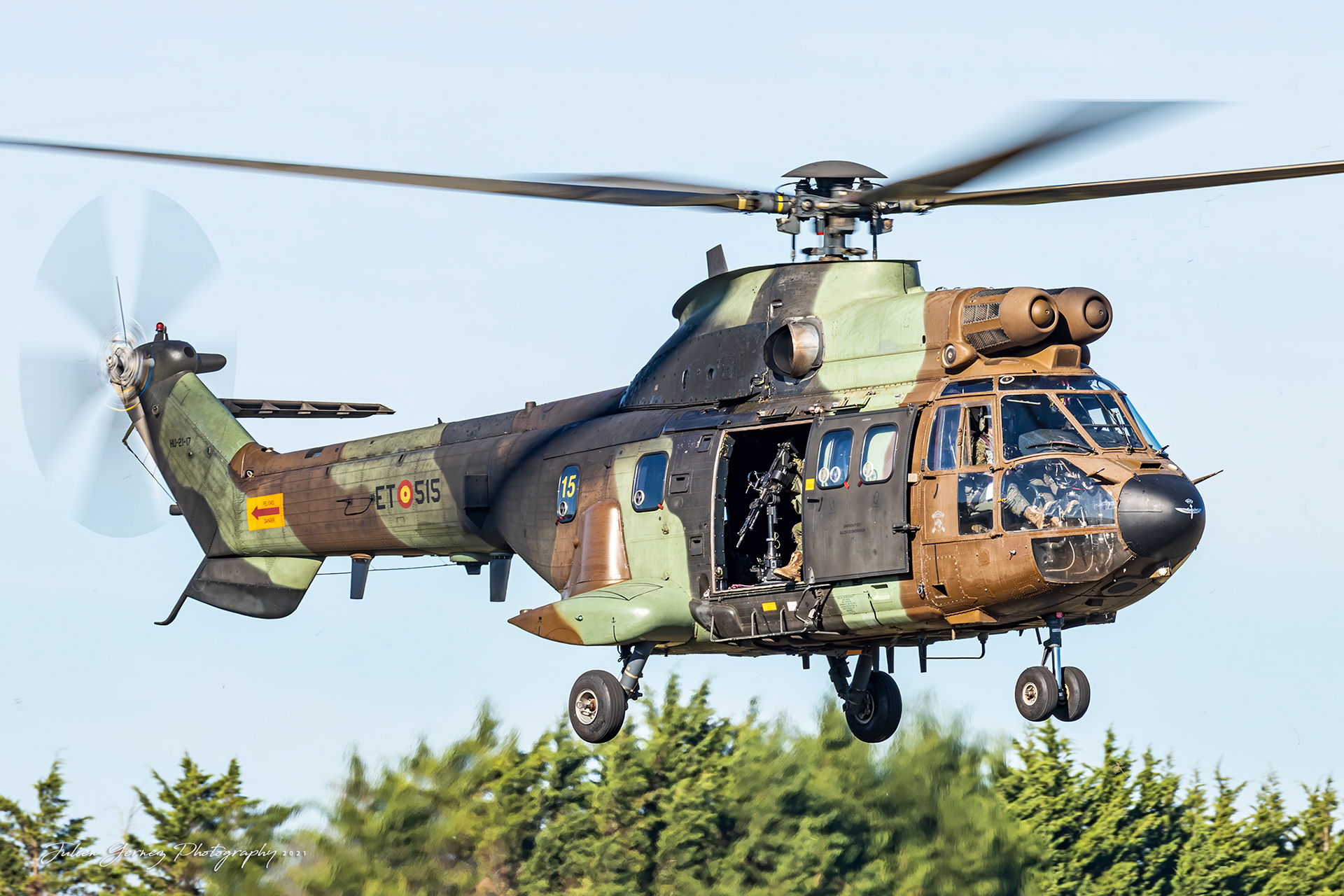 Aérospatiale AS-332B1 Super Puma - Spanish Army - BTRANS