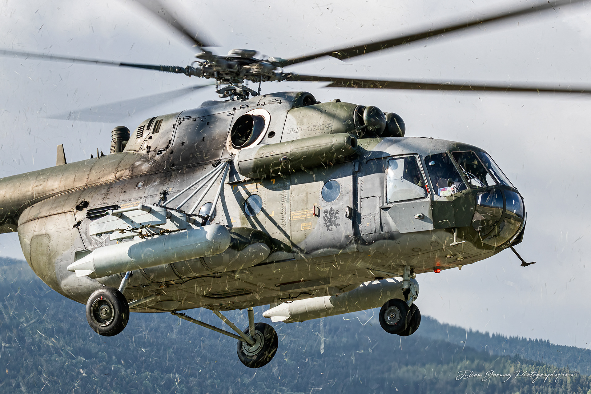 Mil Mi-171sh Hip - Czech Air Force - 22.zl