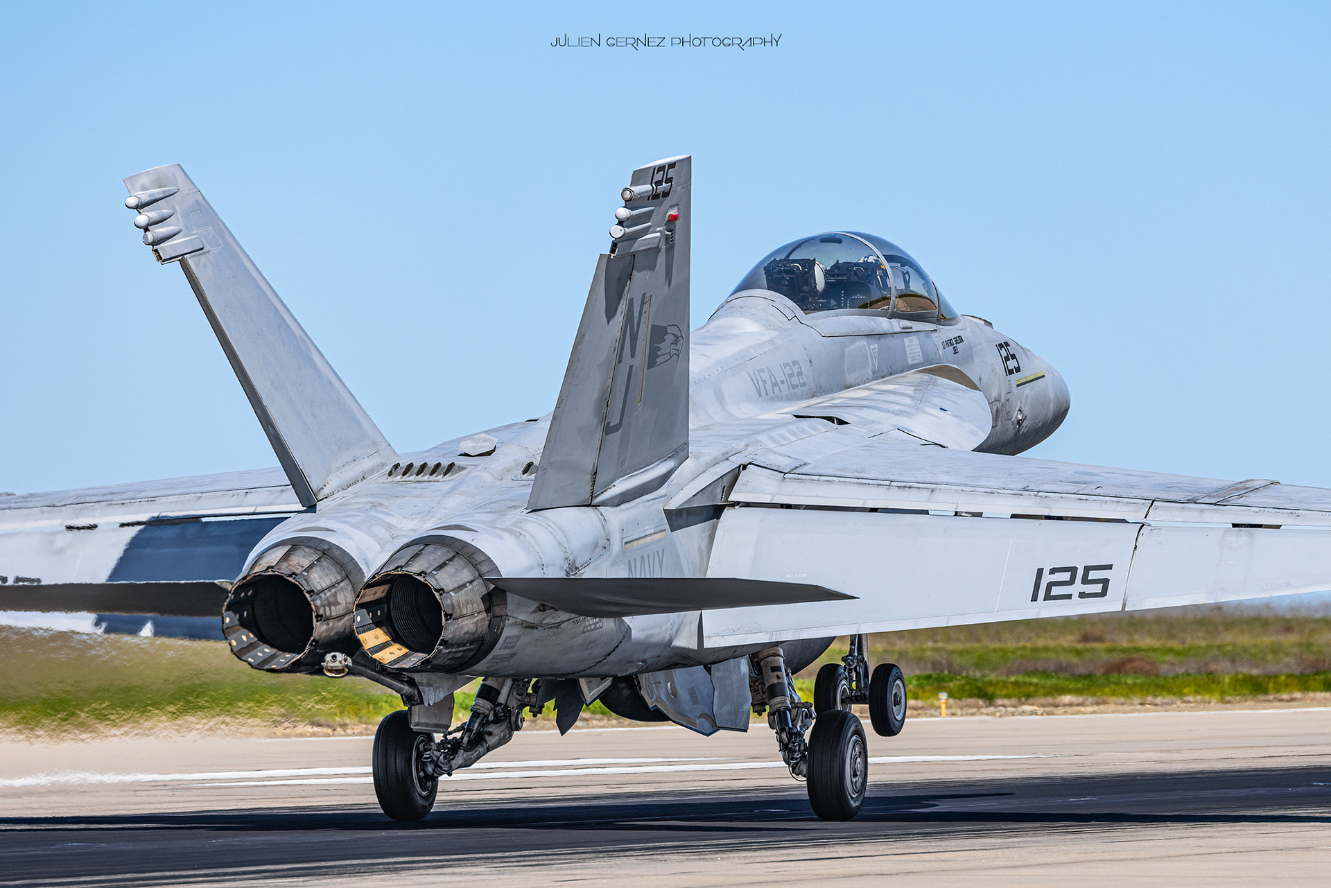 Boeing F/A-18F Super Hornet - US Navy - VFA-122 "Golden Eagles"