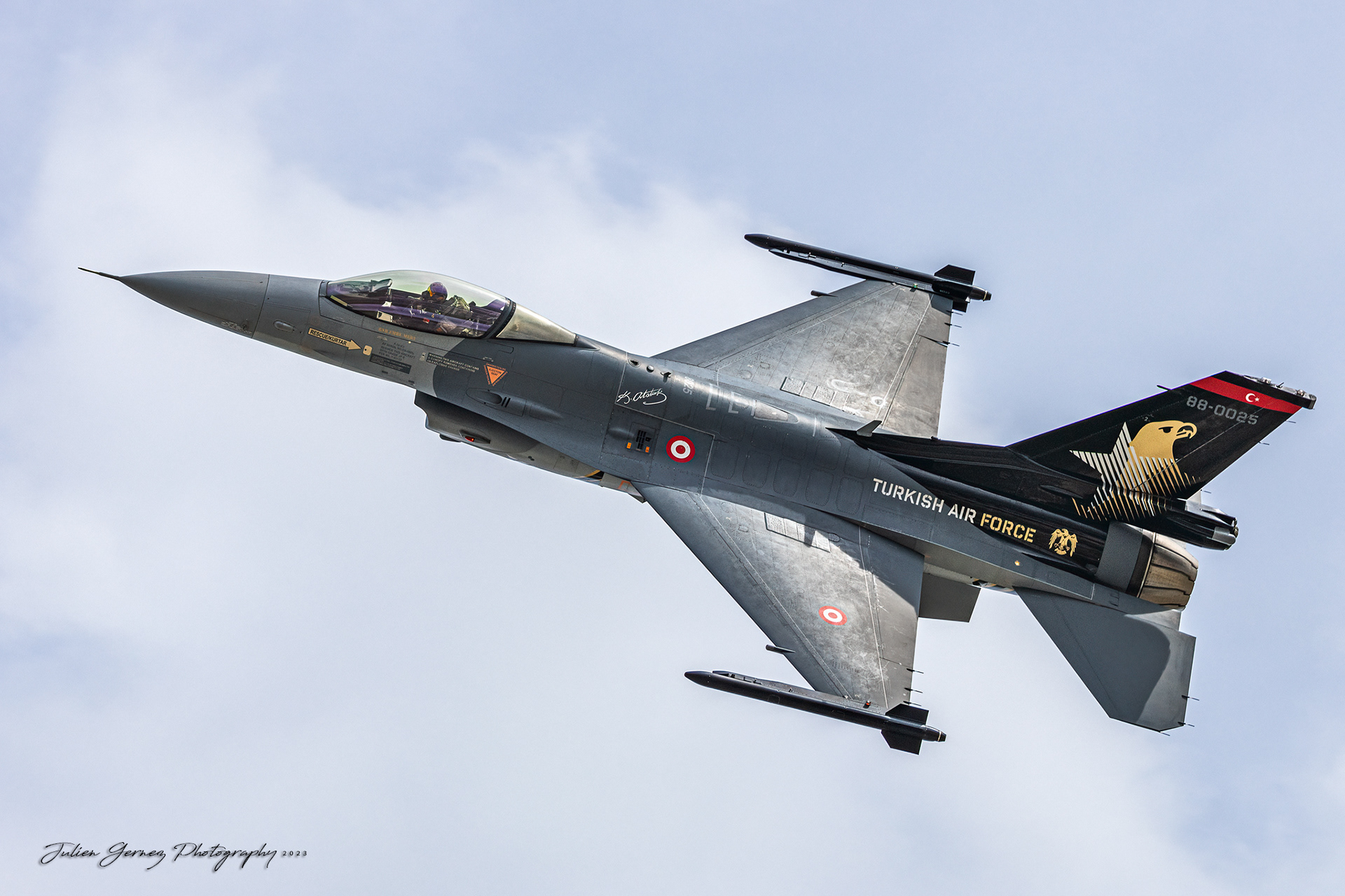 Lockheed Martin F-16C Fighting Falcon - Turkish Air Force - 132 Filo "Hançer" / Solotürk