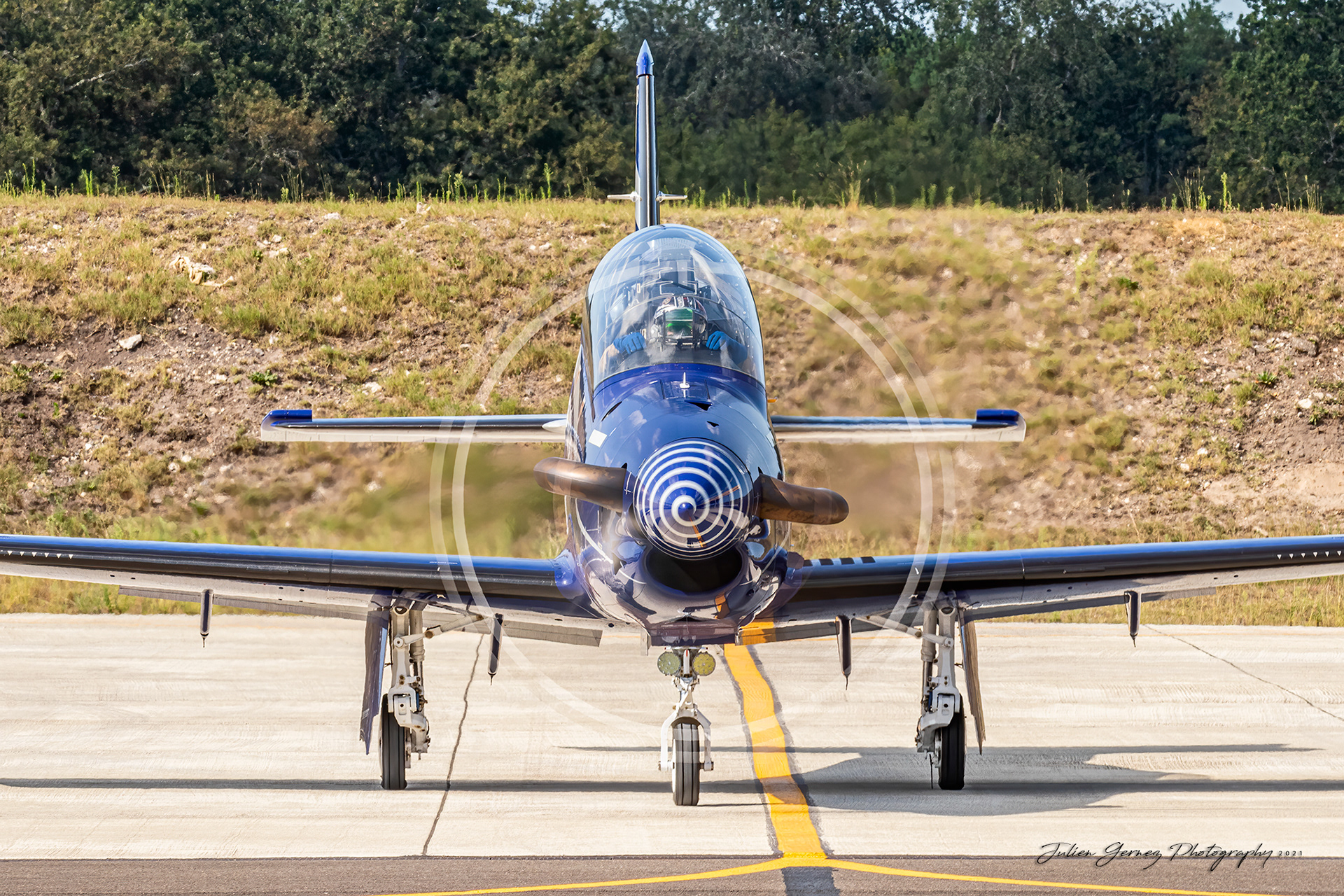 Pilatus PC-21 - French Air Force - Mustang X-Ray Display Team