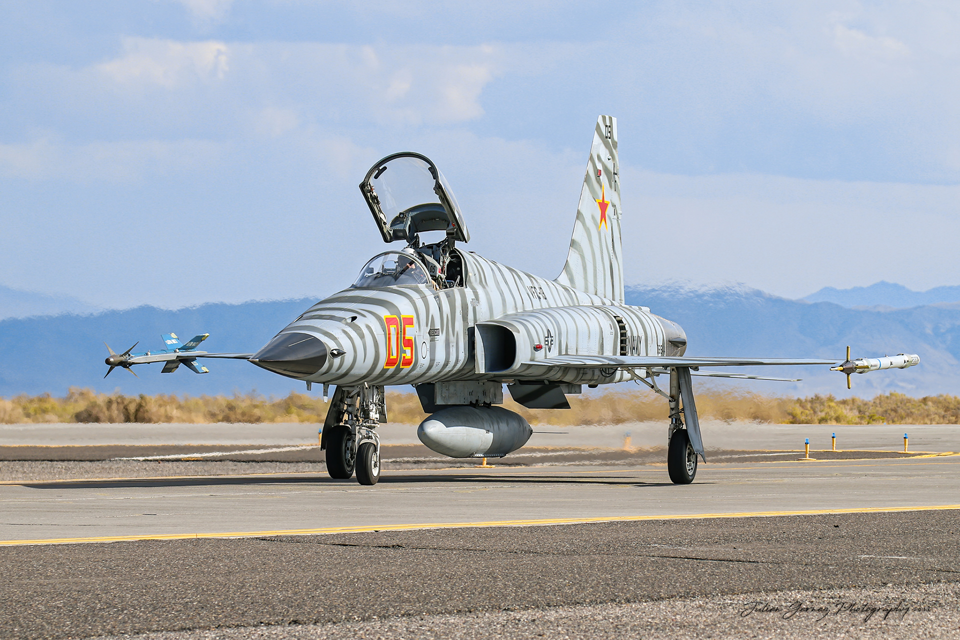 Northrop F-5N Tiger II - US Navy - VFC-13 "Saints"