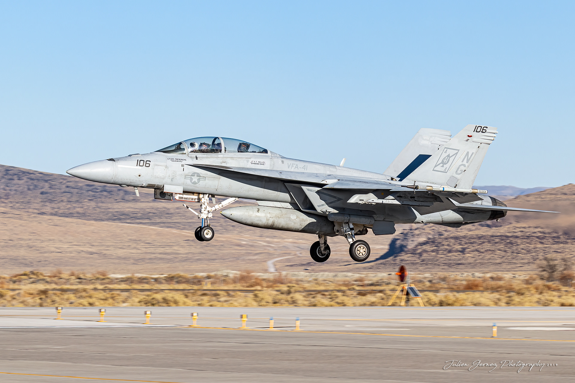 Boeing F/A-18F Super Hornet - US Navy - VFA-41 "Black Aces"