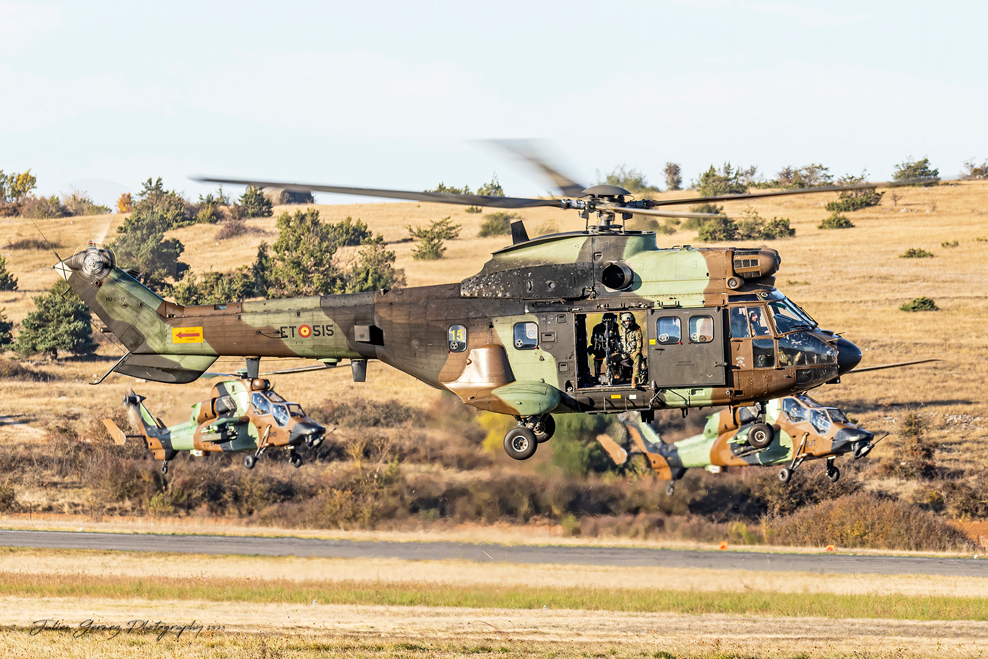 Aérospatiale AS-332B1 Super Puma - Spanish Army - BTRANS