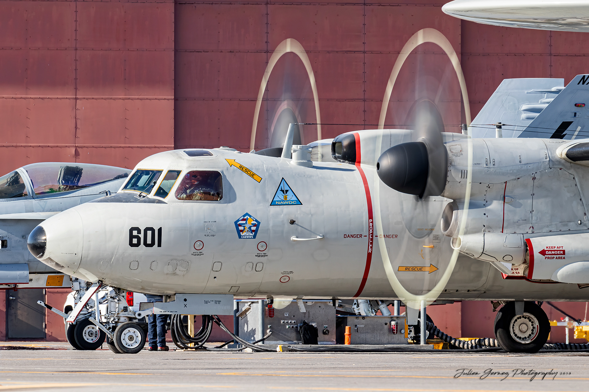 Grumman E-2C Hawkeye - US Navy - NAWDC