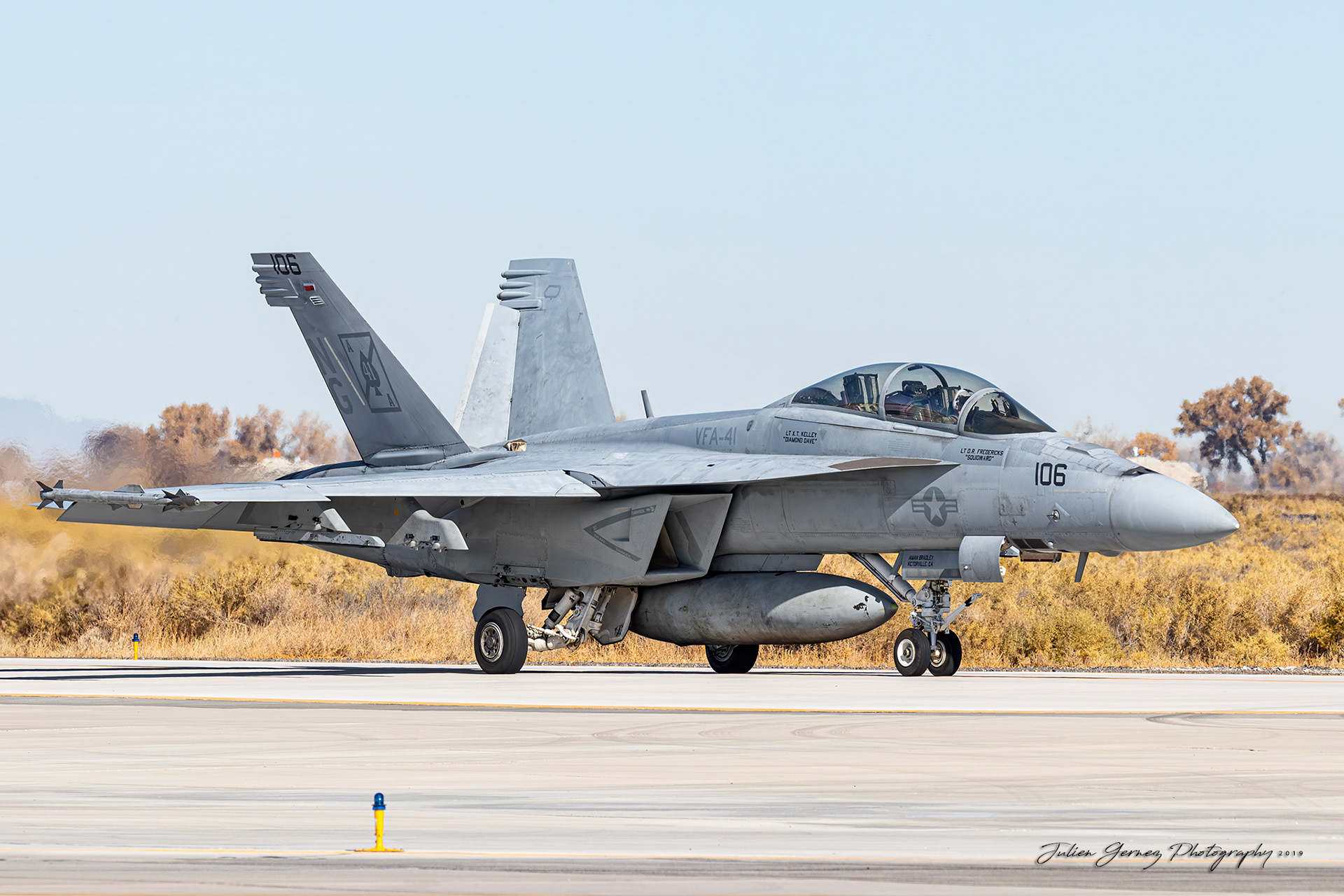 Boeing F/A-18F Super Hornet - US Navy - VFA-41 "Black Aces"