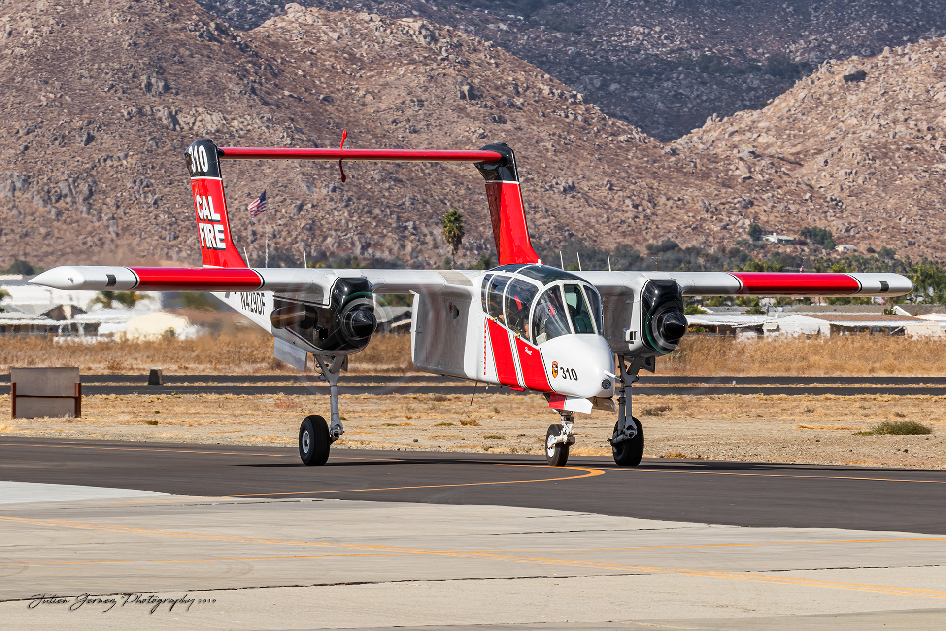 North American Rockwell OV-10A Bronco - Cal Fire