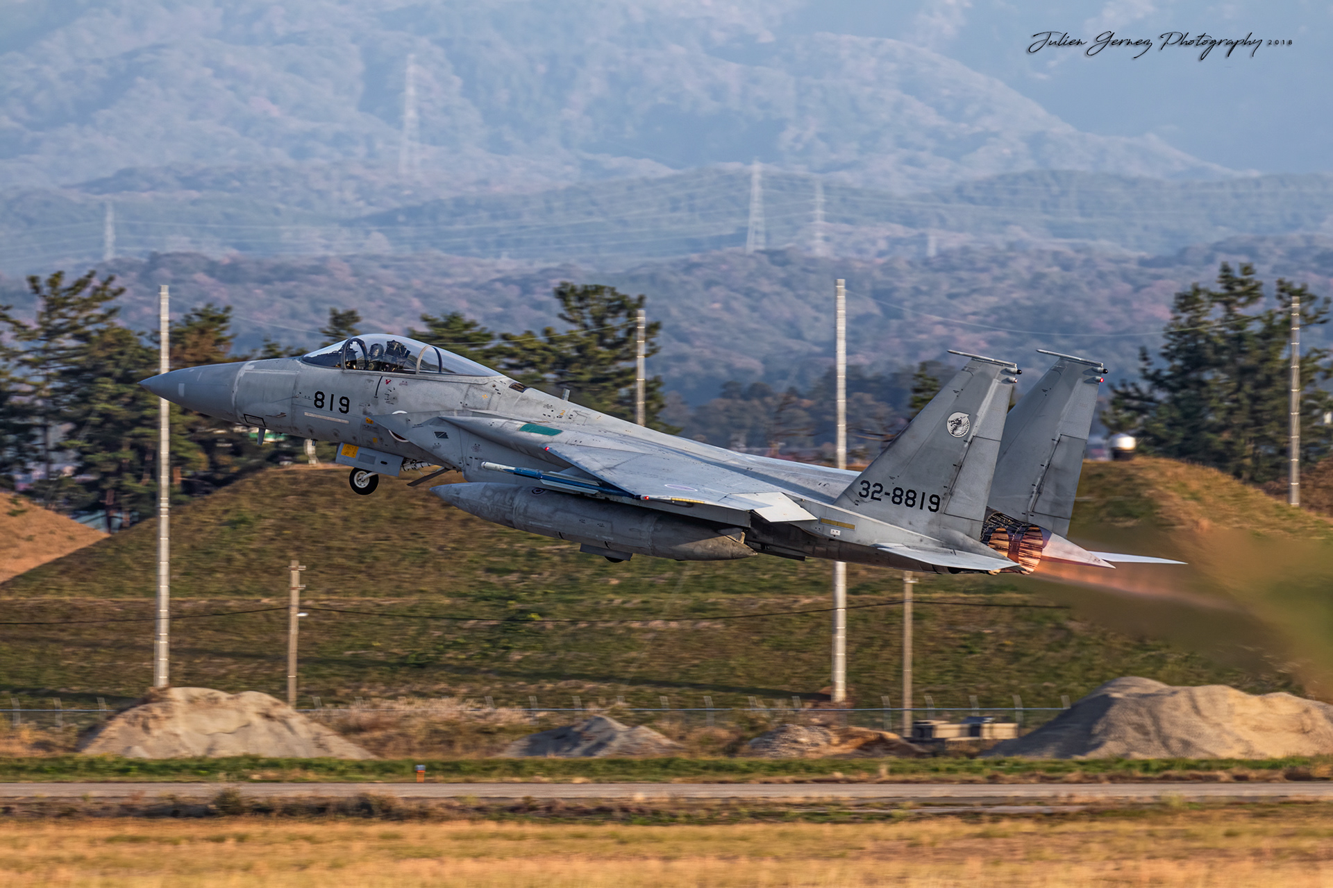 Mc Donnell Douglas F-15J Eagle - Japan Air Self Defense Force - 6 Kokudan / 303 Hikotai