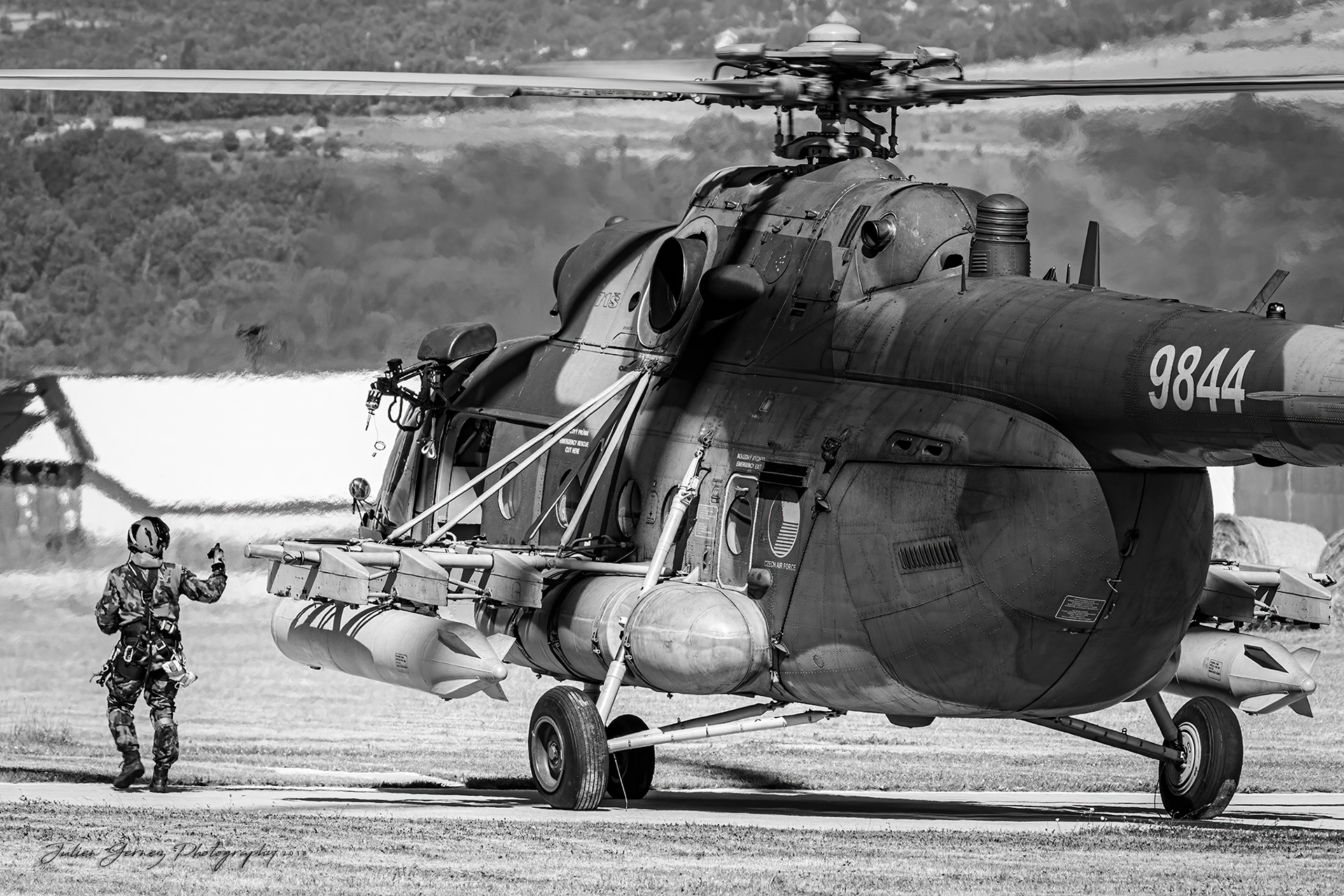 Mil Mi-171sh Hip - Czech Air Force - 22.zl