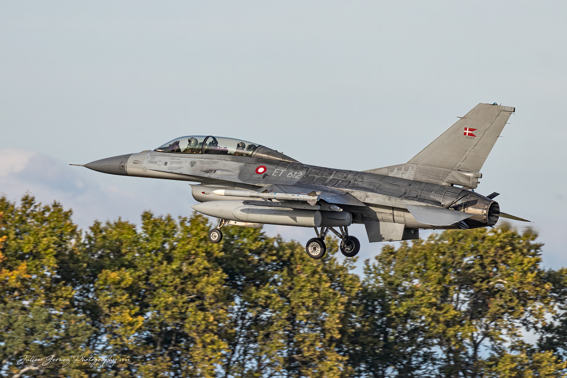 General Dynamics F-16BM Fighting Falcon - Danish Air Force