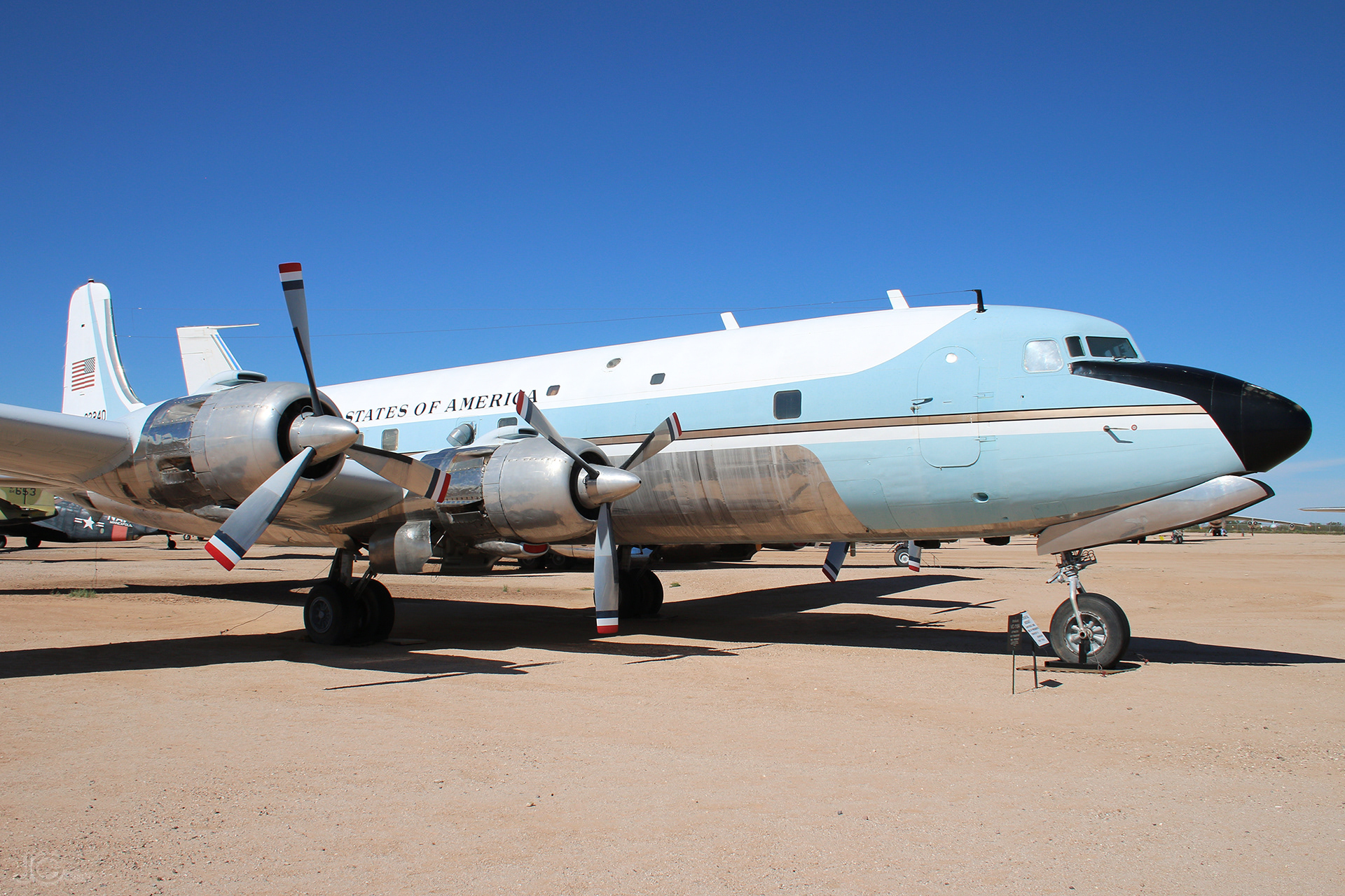 Douglas VC-118A Liftmaster