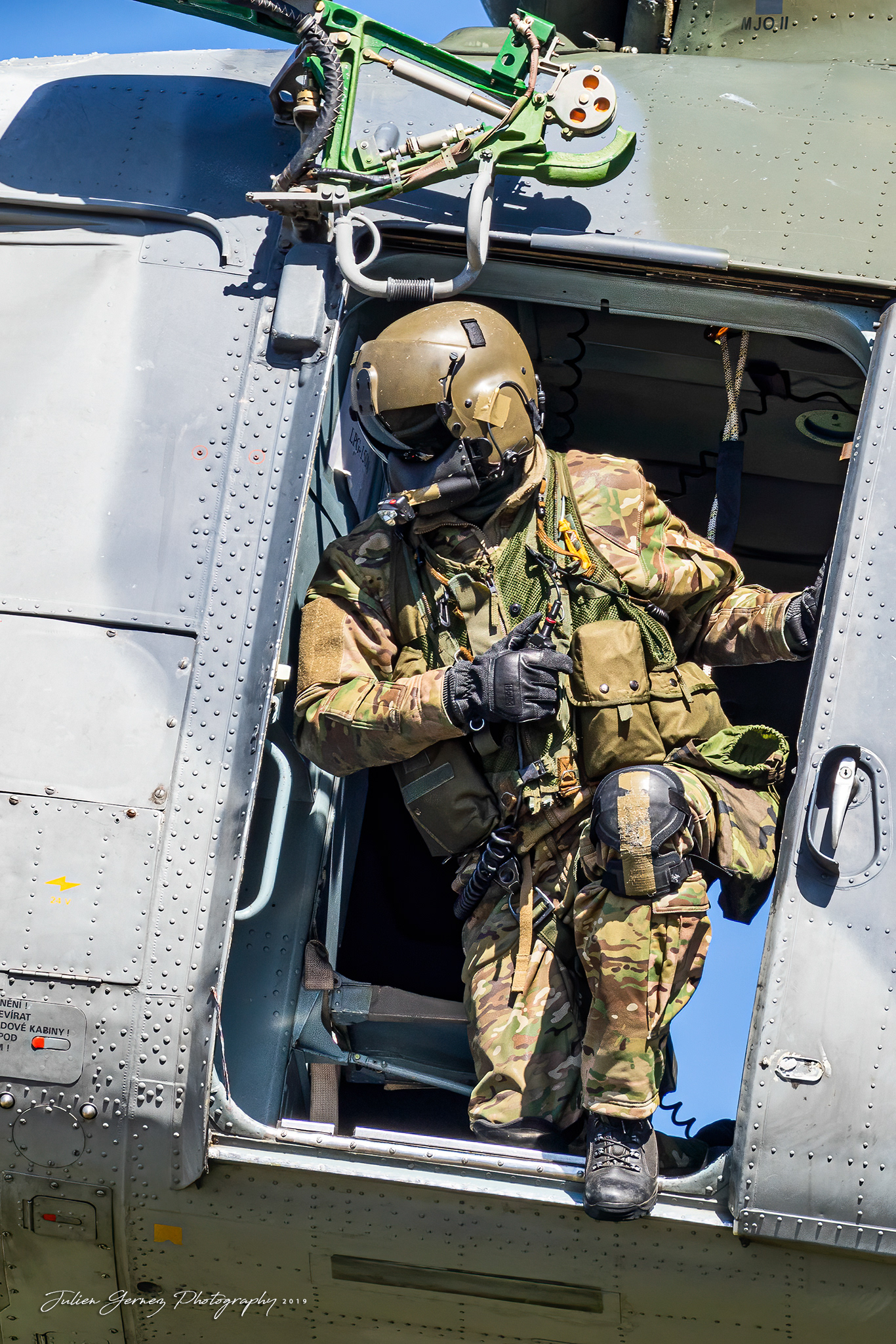 Mil Mi-171sh Hip - Czech Air Force - 22.zl / 221.vrlt