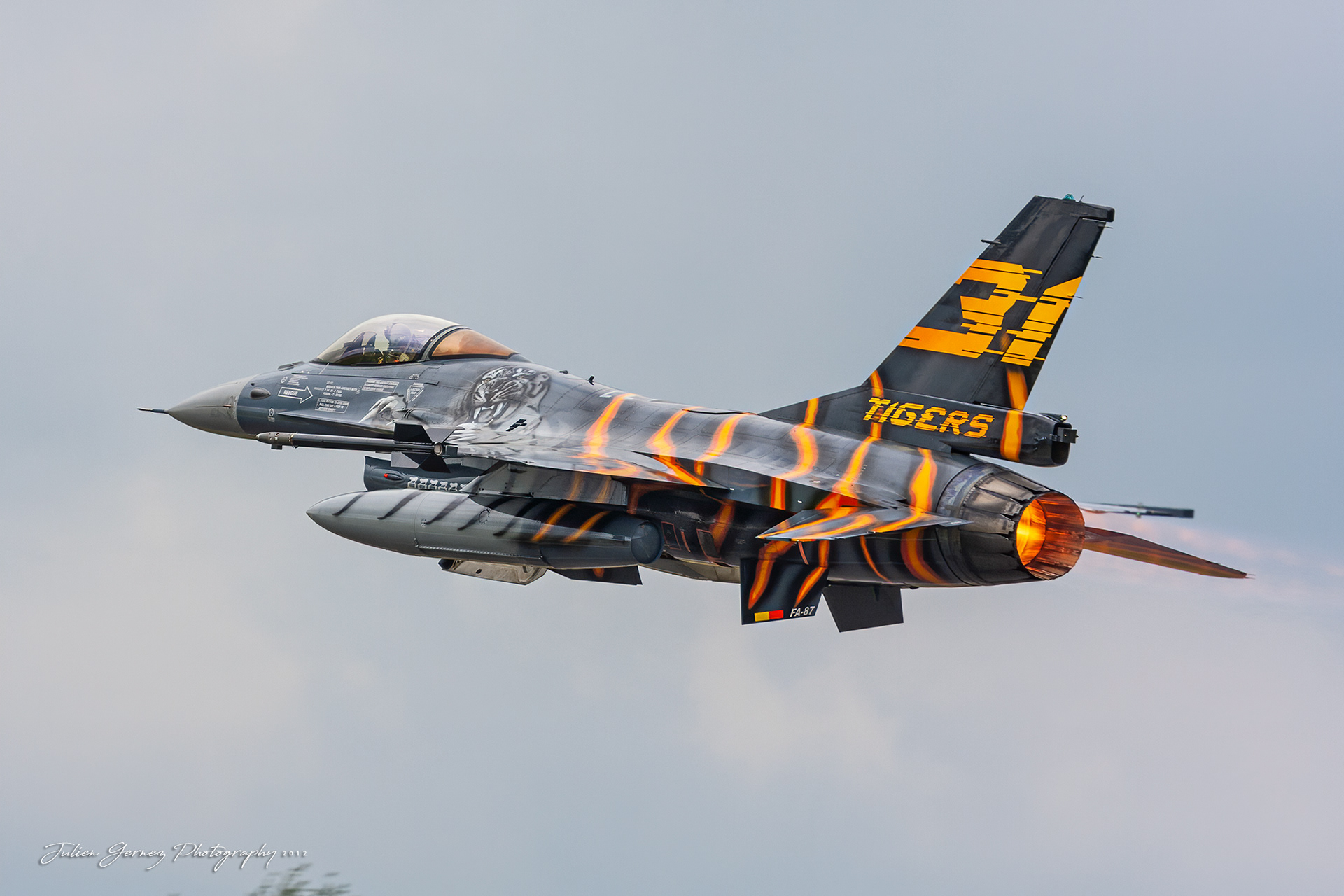 General Dynamics F-16AM Fighting Falcon - Belgian Air Force - 10 Wing