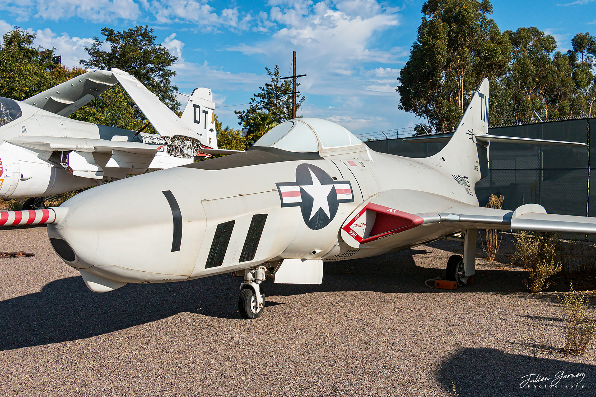 Grumman F9F-8P Cougar