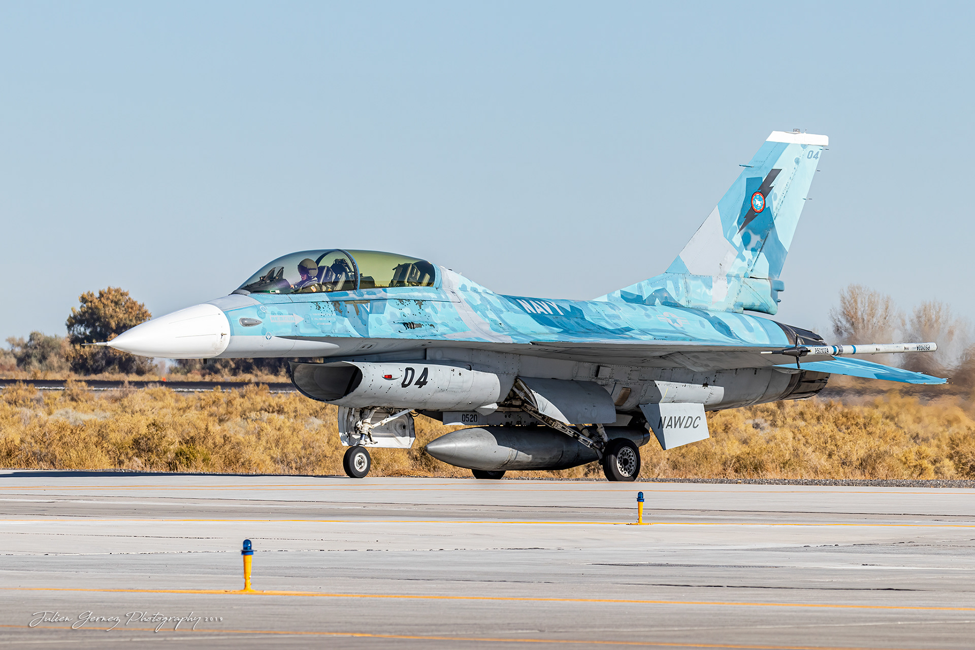General Dynamics F-16B Fighting Falcon - US Navy - NAWDC