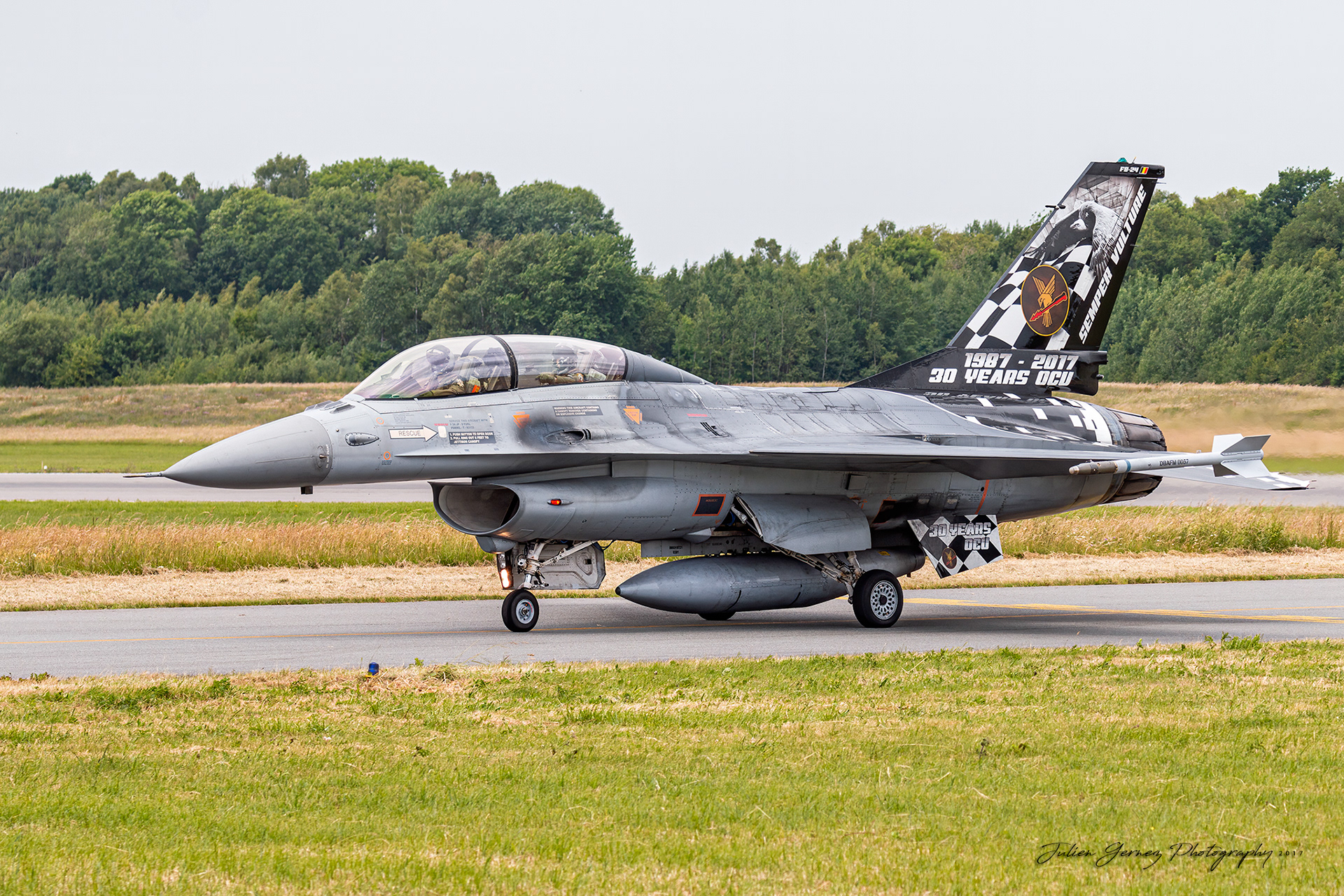 General Dynamics F-16BM Fighting Falcon - Belgian Air Force - 10 Wing / OCU