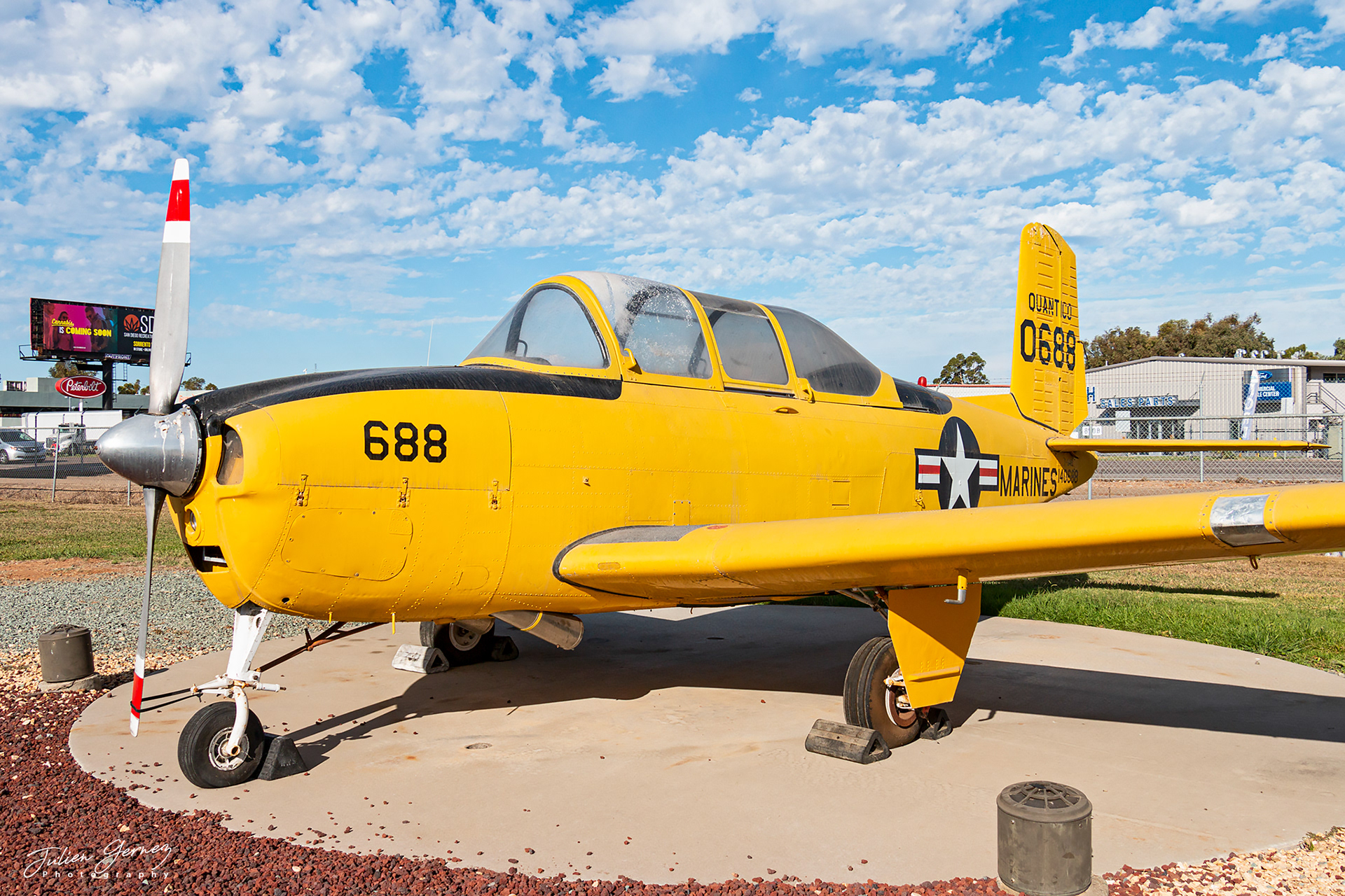 Beech T-34B Mentor