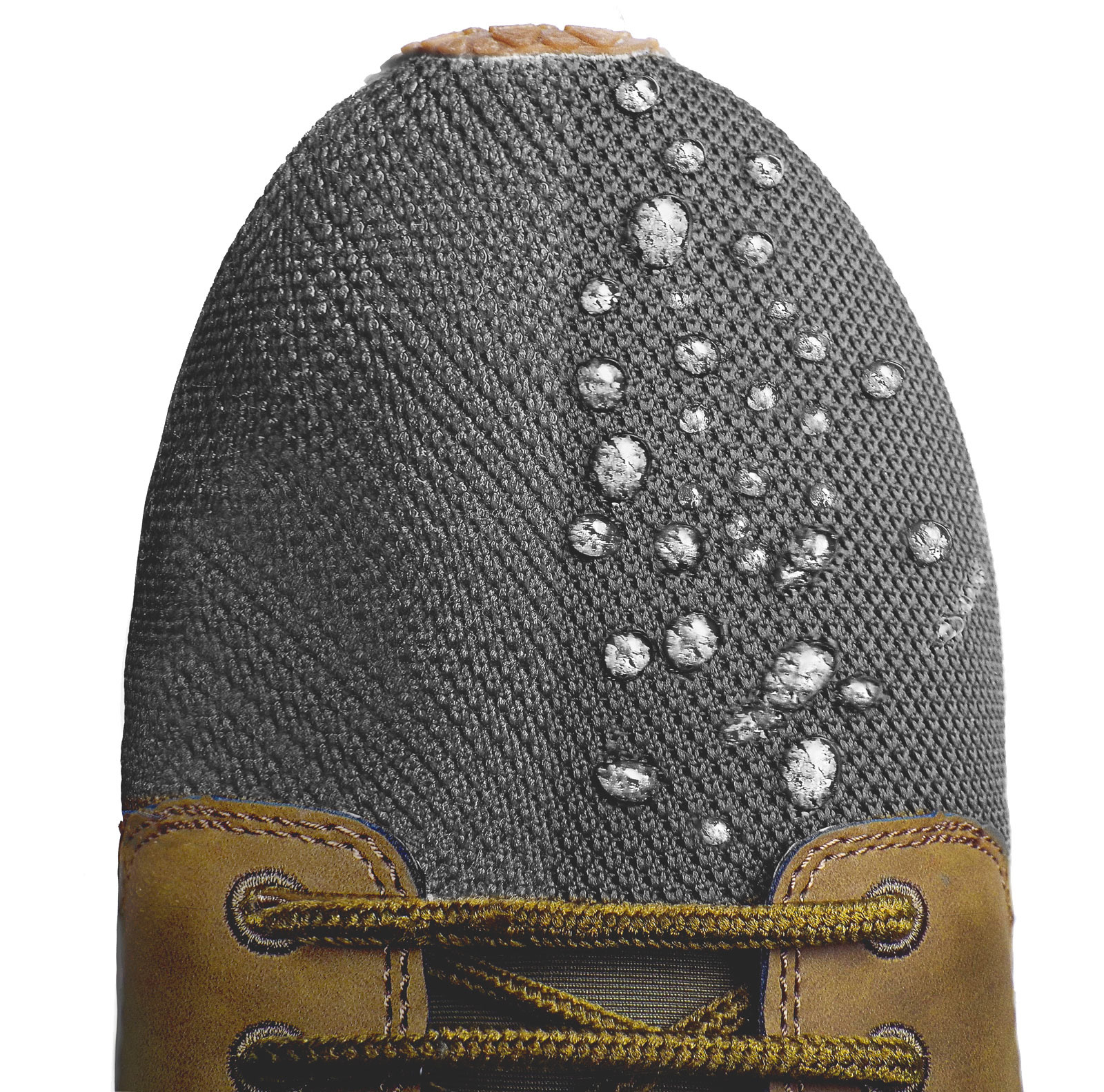 before and after trainer coating showing beaded water droplets | Pro Exposure Photography