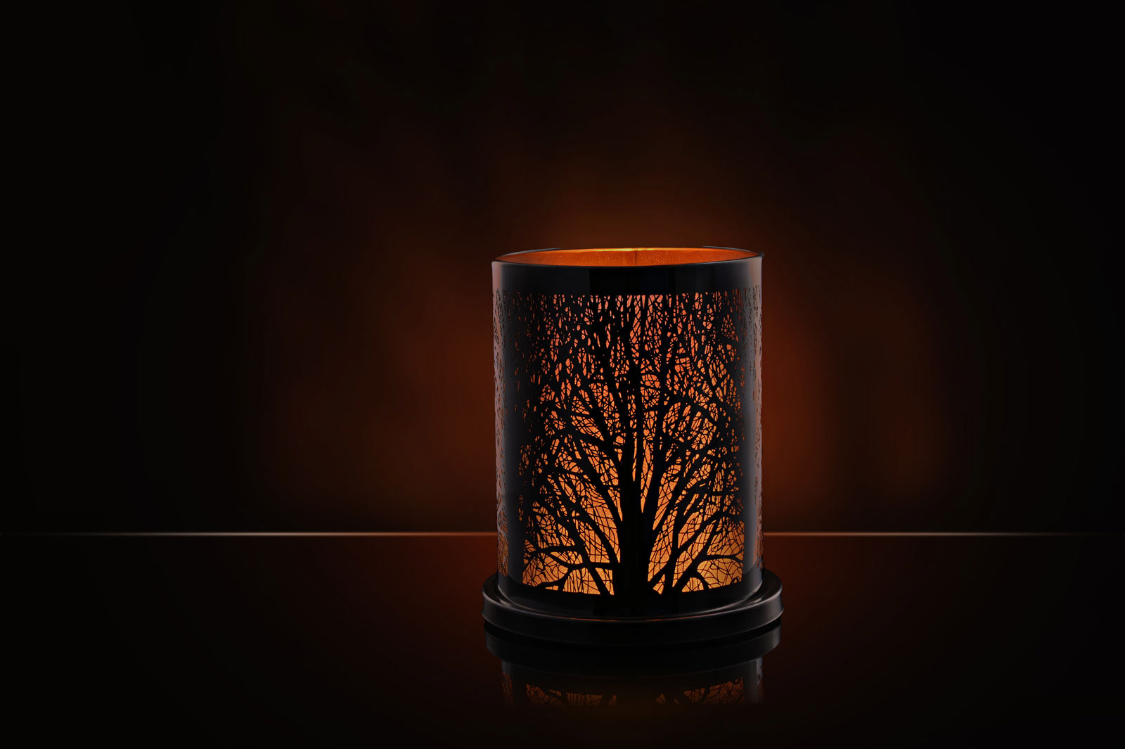 Glowing candle holder showing the silhouette design to the product front| creative product lighting | Pro Exposure Photography