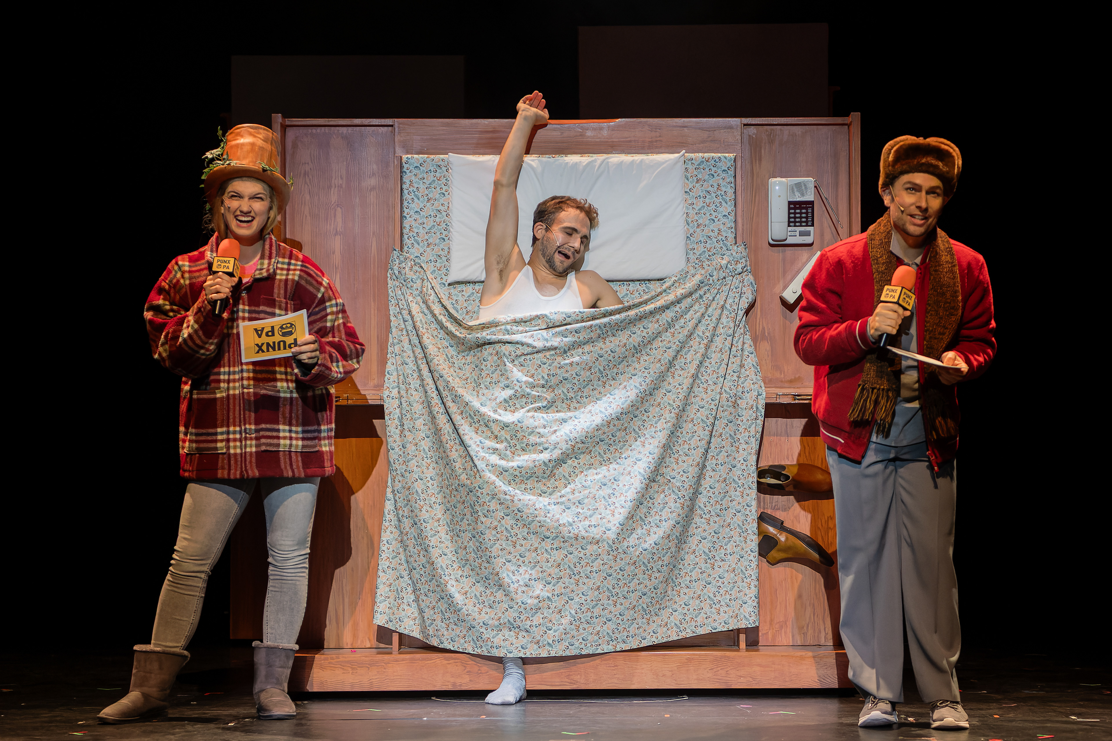 UND TÄGLICH GRÜSST DAS MURMELTIER