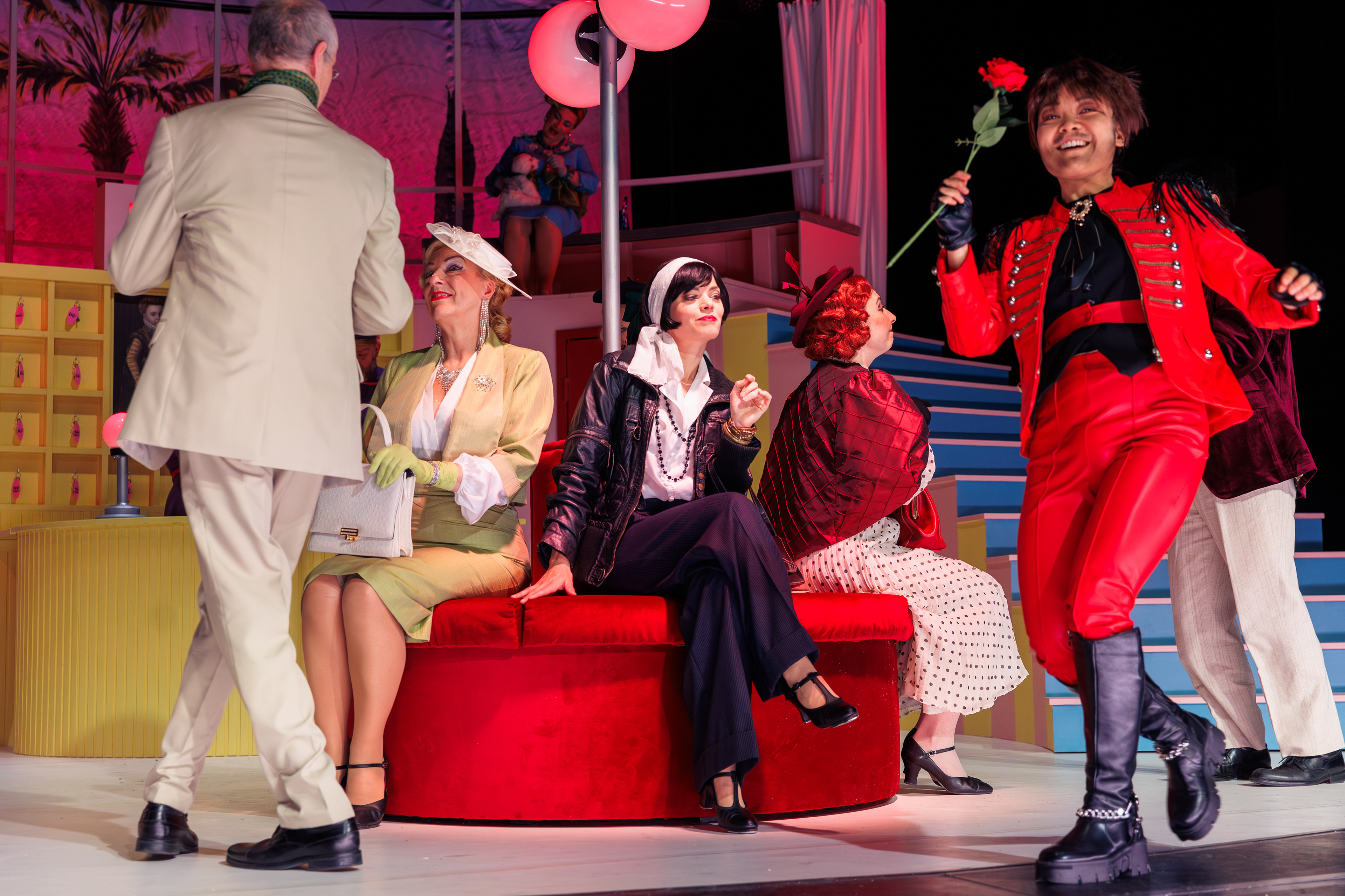 MÄRCHEN IM GRAND HOTEL