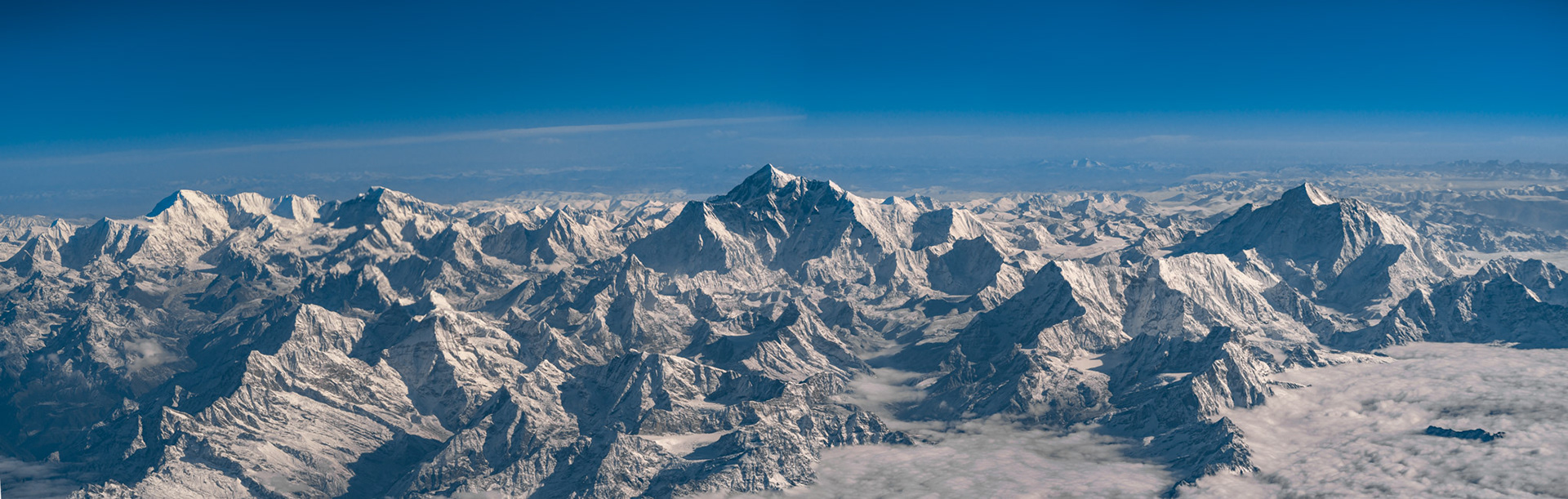 Mahalangur Himalayan Range 