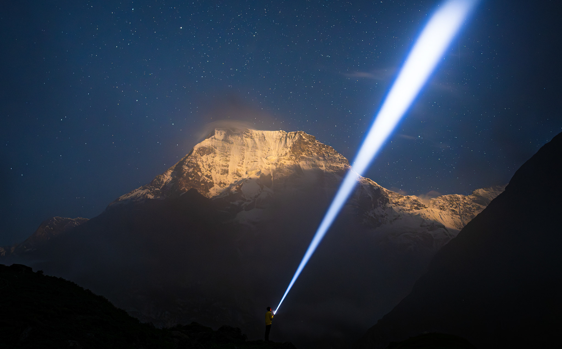 Light leaks in Api Himal Base camp
