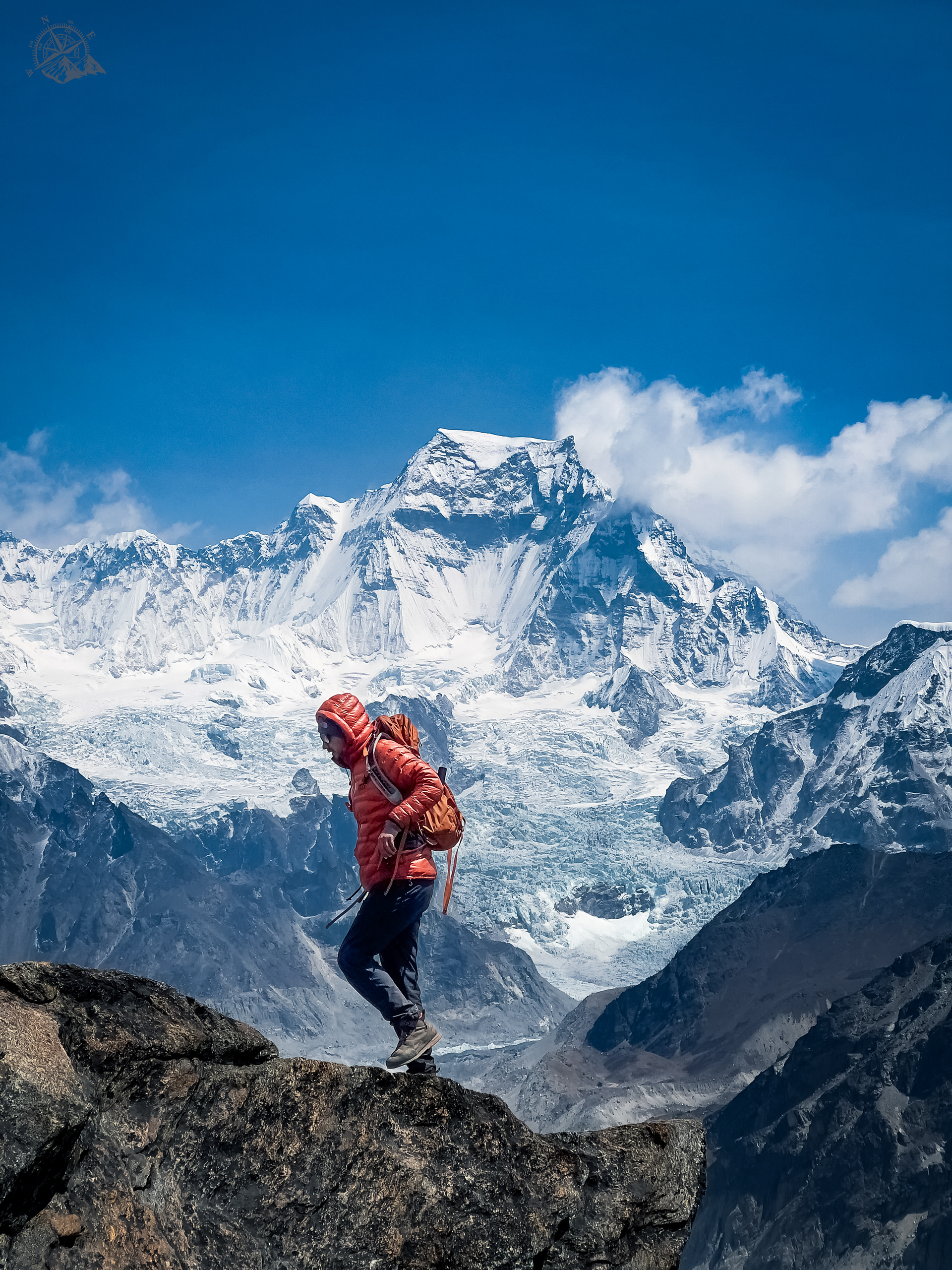 Running up in the Viewpoints of Everest region