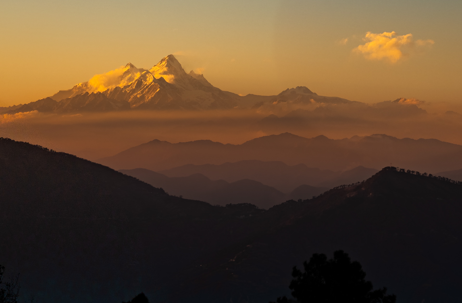 Mansiri range from outskirts of Kathmandu