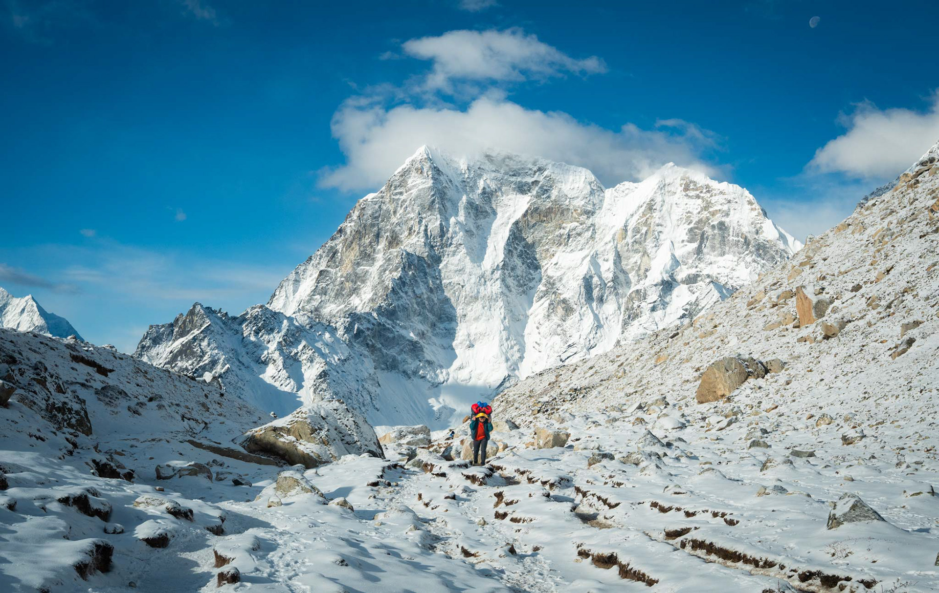 on the way to Everest base camp