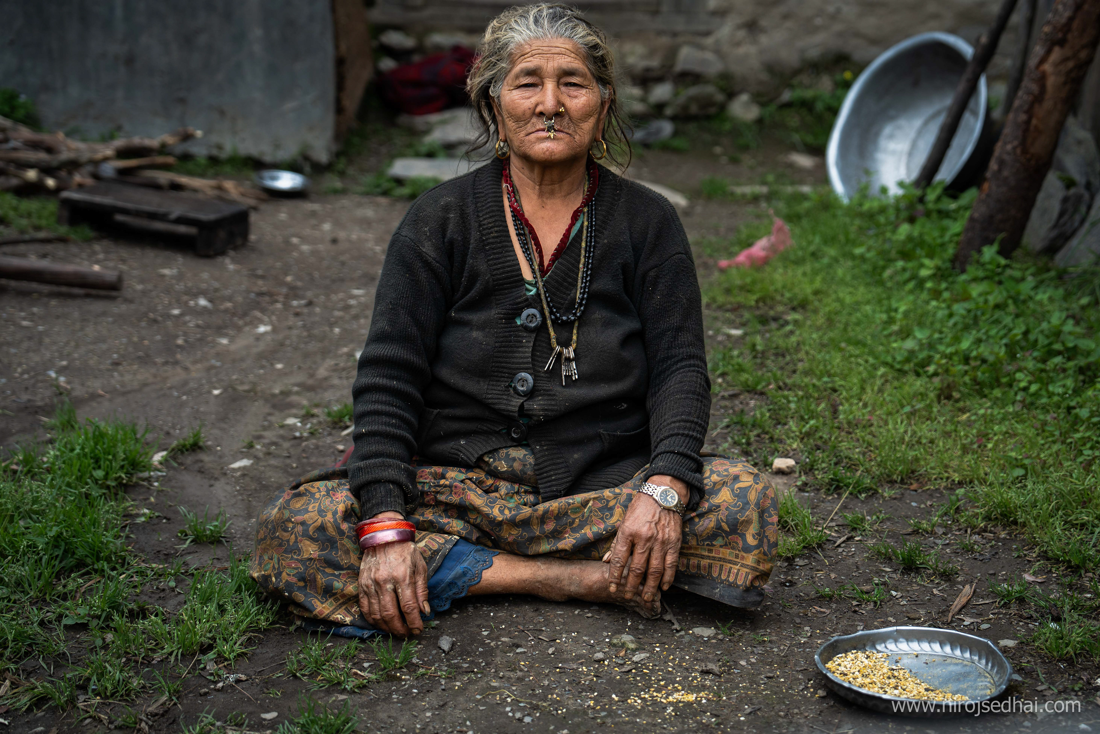 Local women of Chhentung