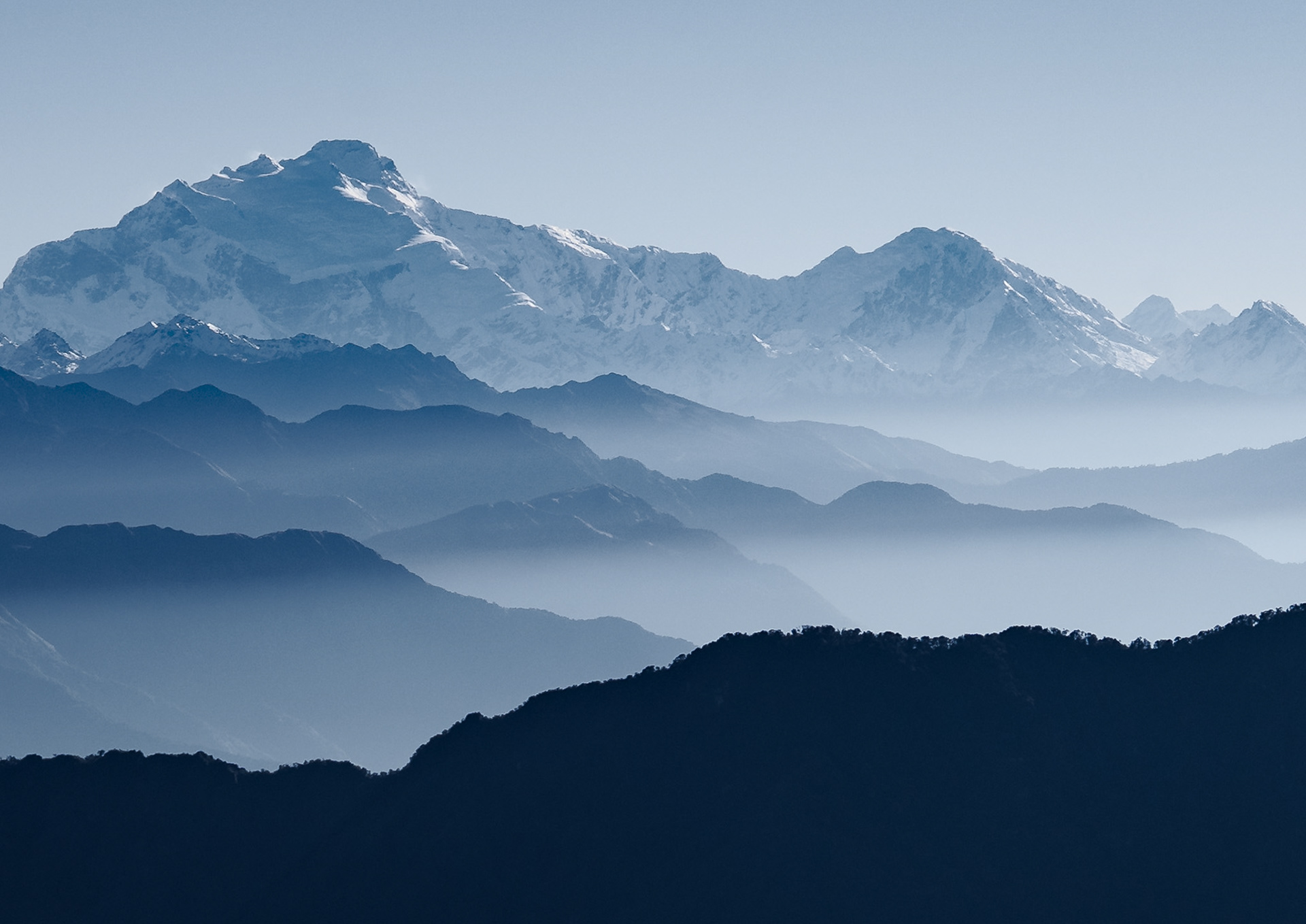 Manaslu range from the trails of annapurna foothills