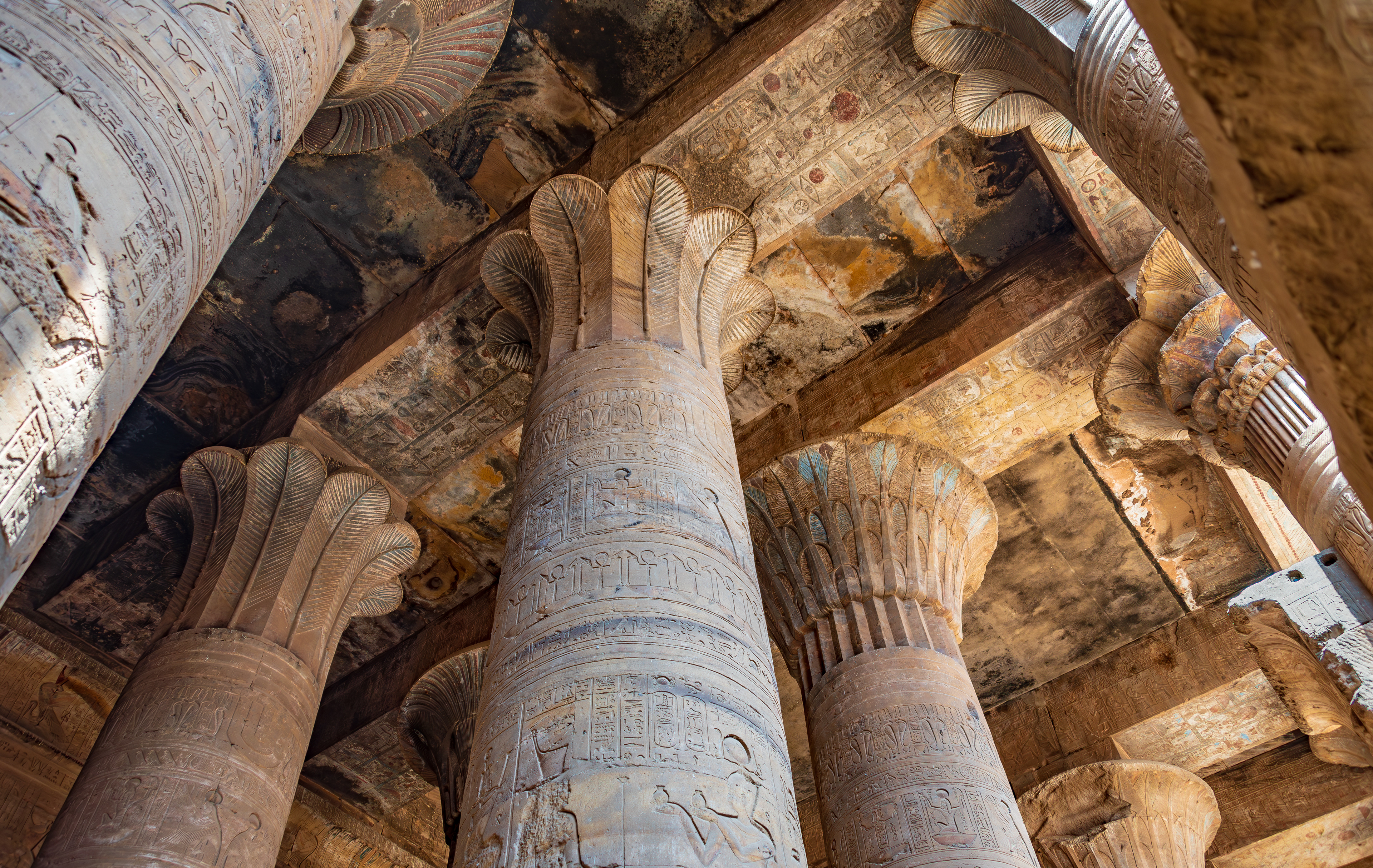Edfu: Hypostyle hall also known as the Court of Offerings