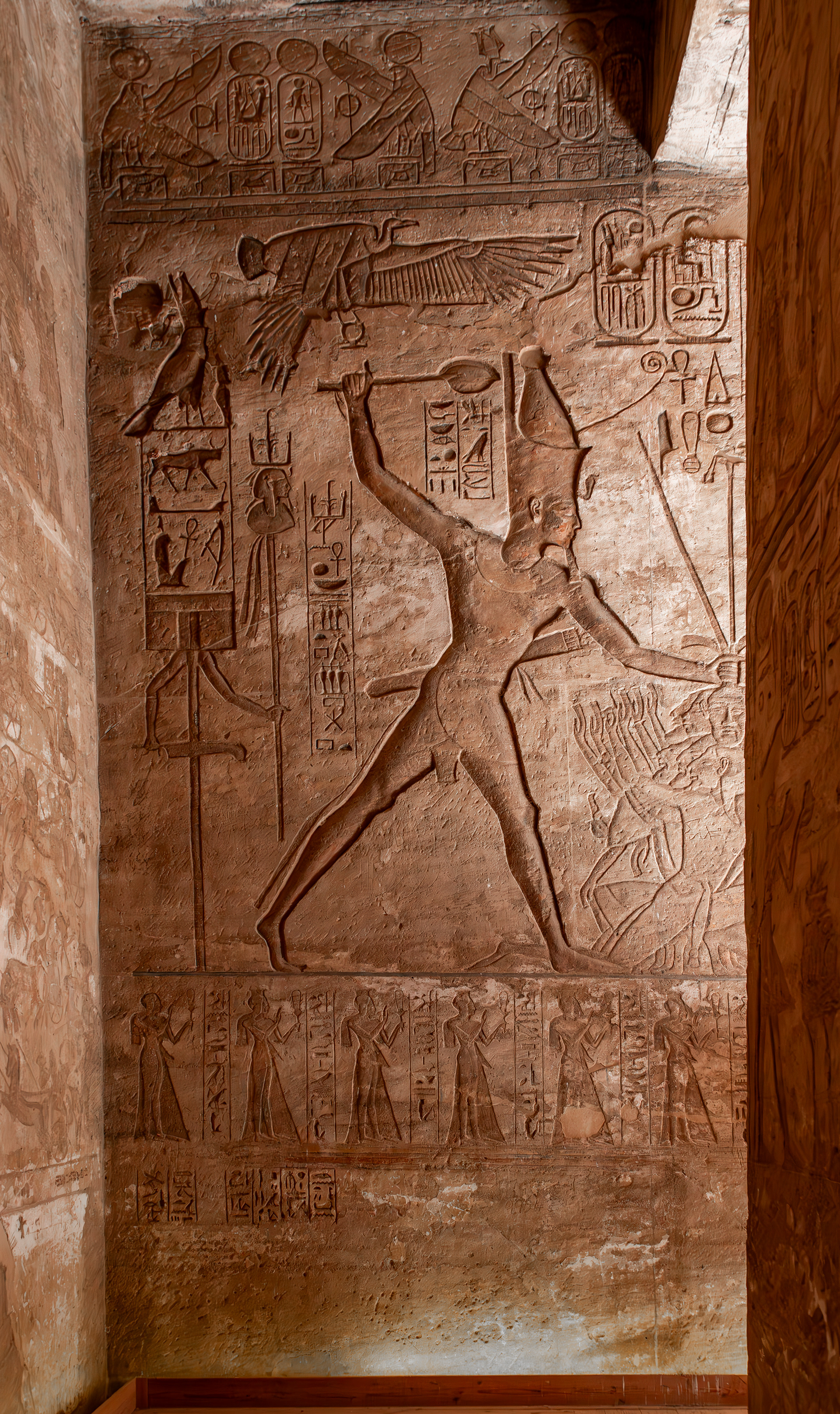 Abu Simbel: Interior sculpture of the battle of Kadesh