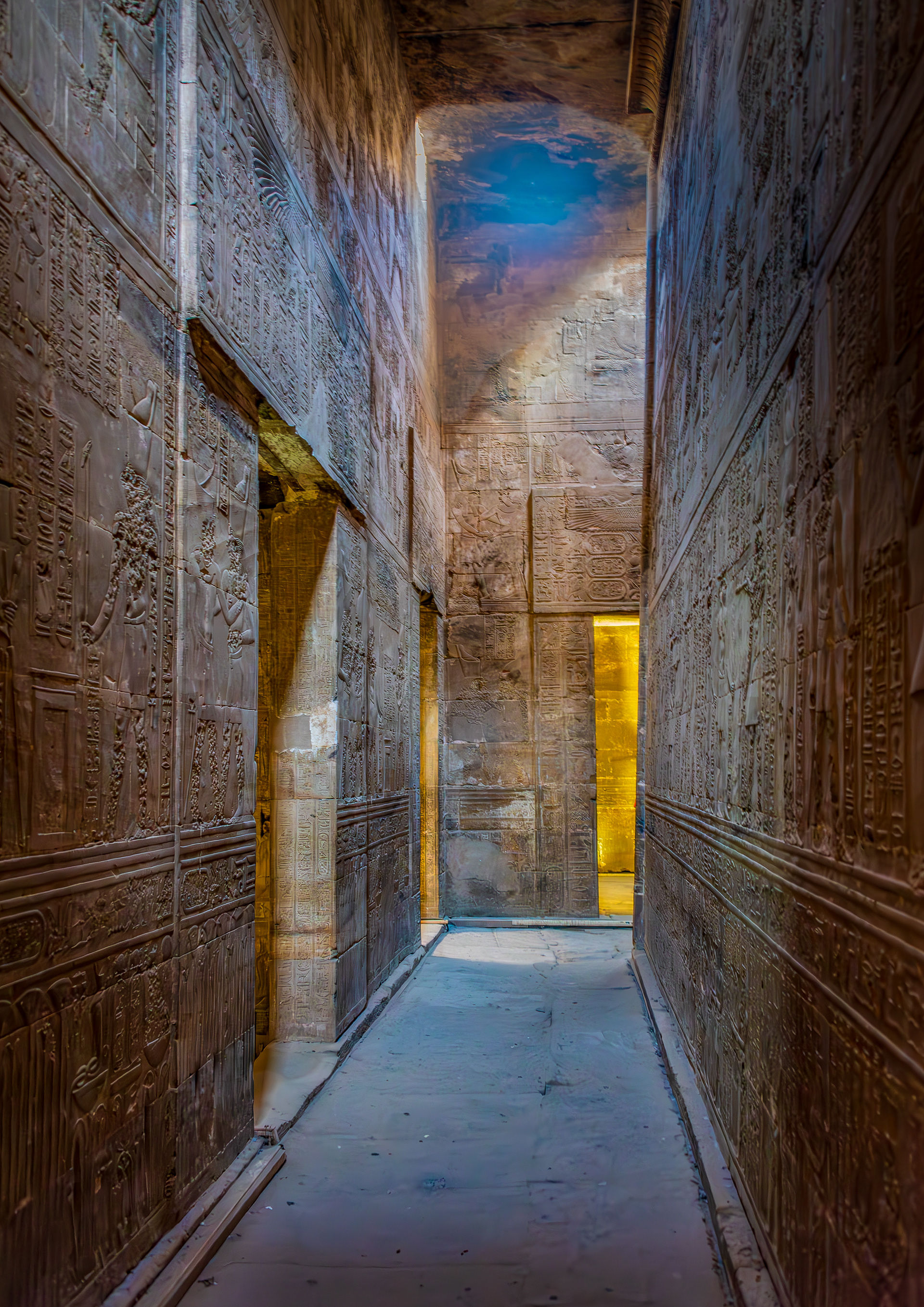 Edfu: Internal passageway